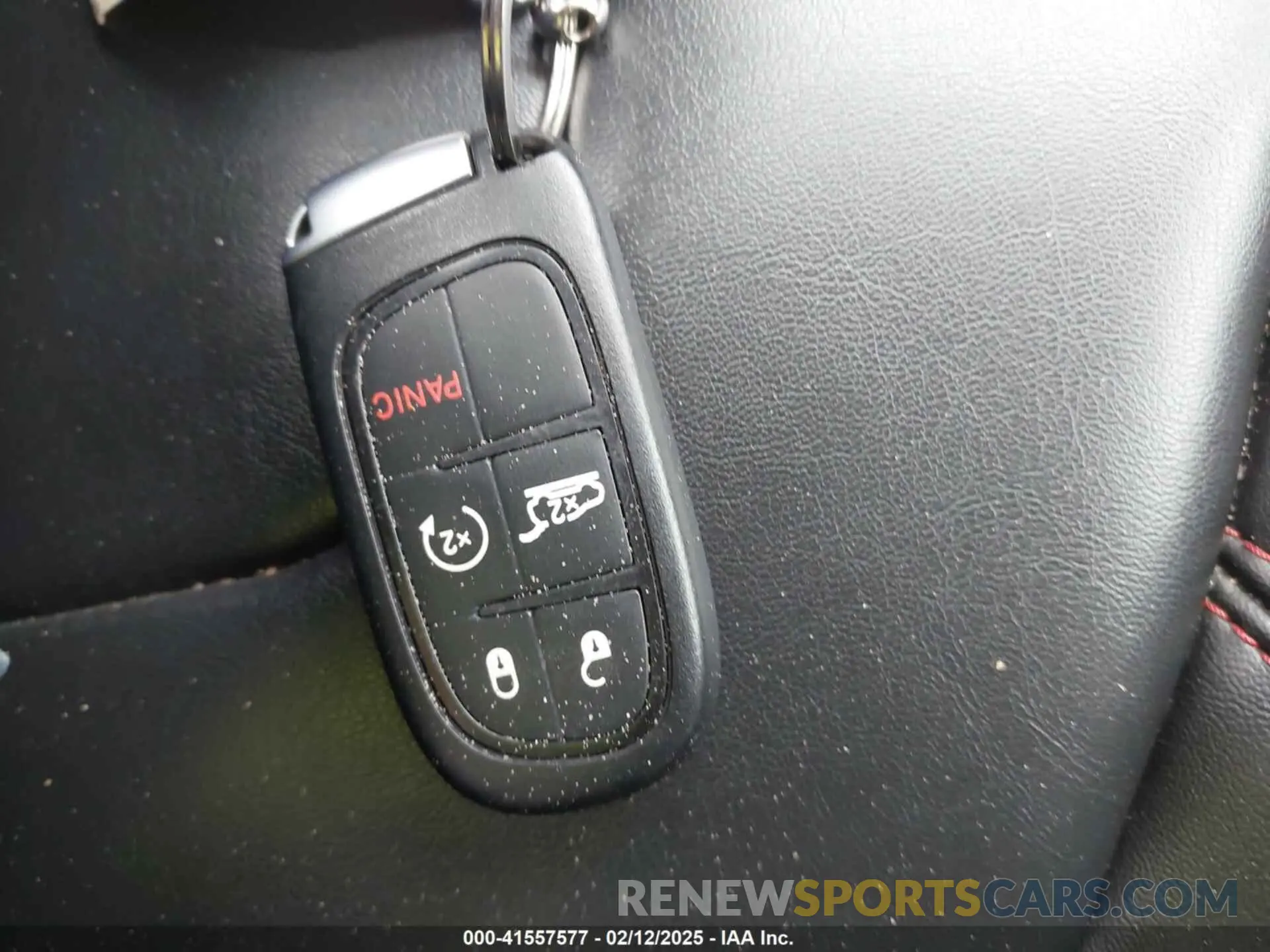 11 Photograph of a damaged car 1C4PJMBX4KD385796 JEEP CHEROKEE 2019
