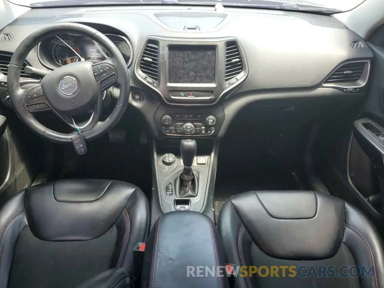 8 Photograph of a damaged car 1C4PJMBX5KD278692 JEEP CHEROKEE 2019