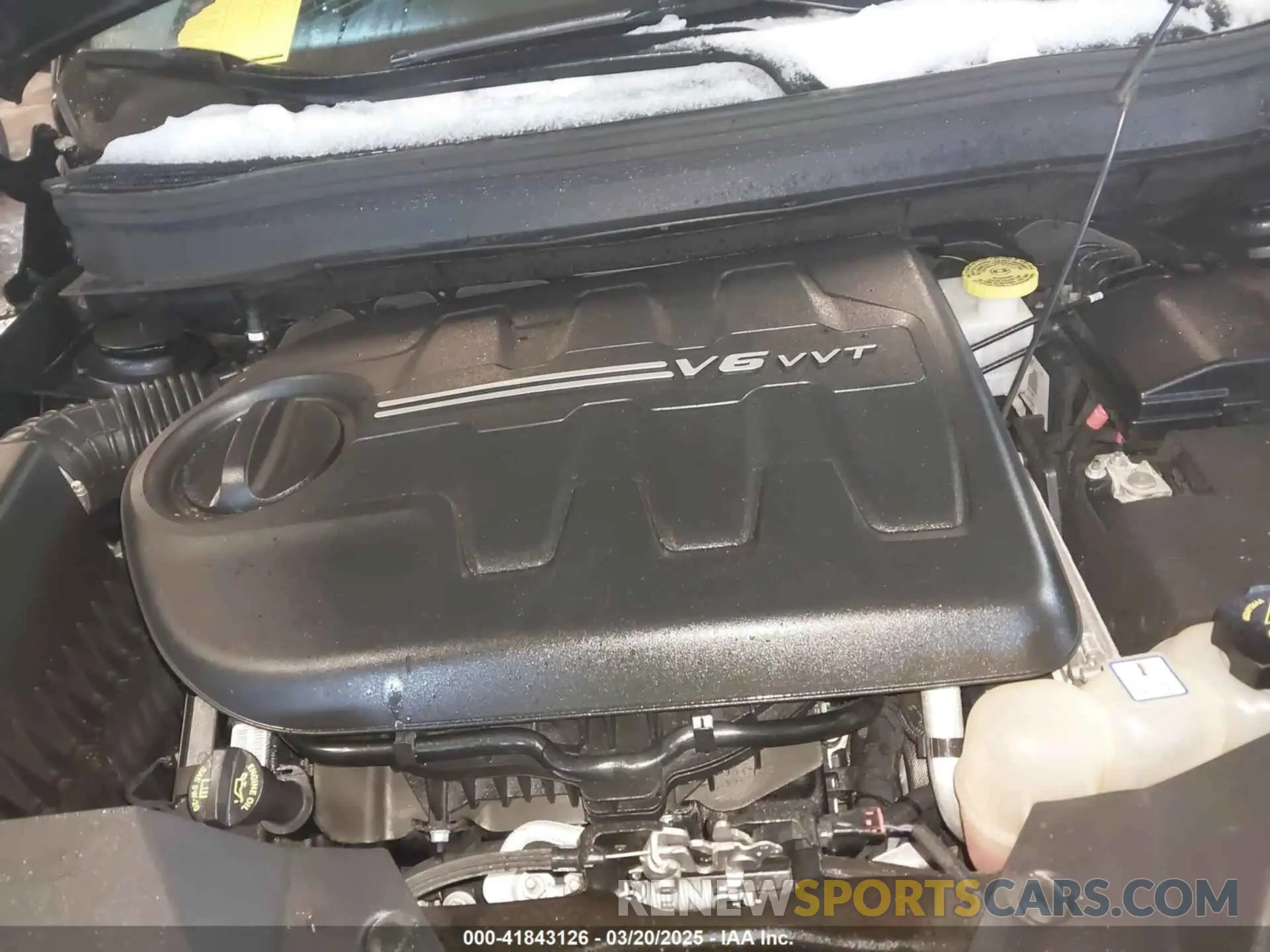 10 Photograph of a damaged car 1C4PJMBX5KD278921 JEEP CHEROKEE 2019