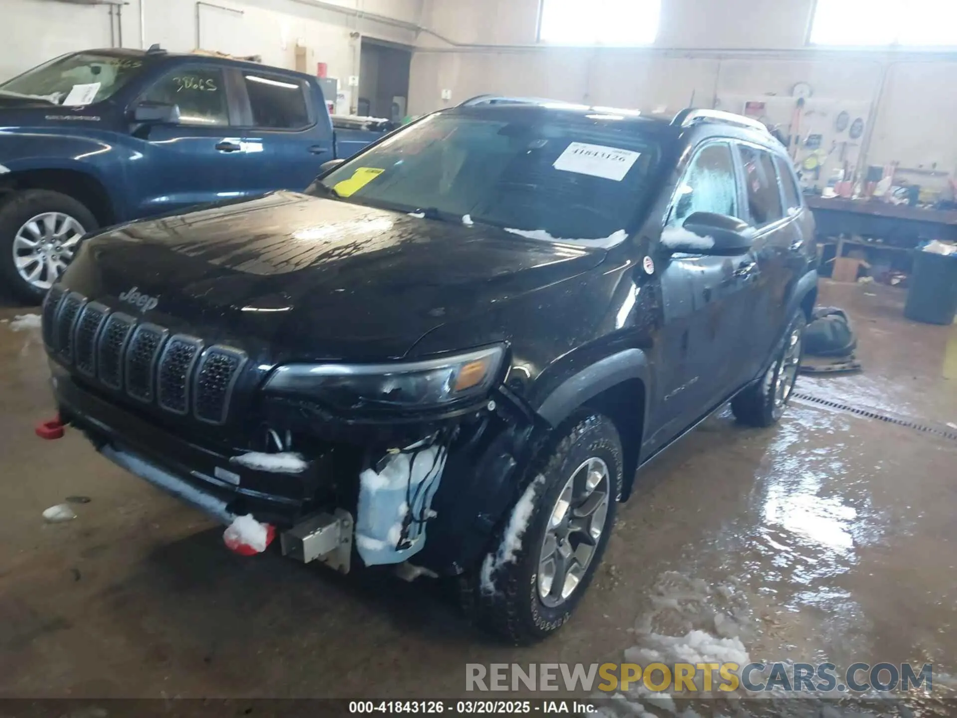 2 Photograph of a damaged car 1C4PJMBX5KD278921 JEEP CHEROKEE 2019