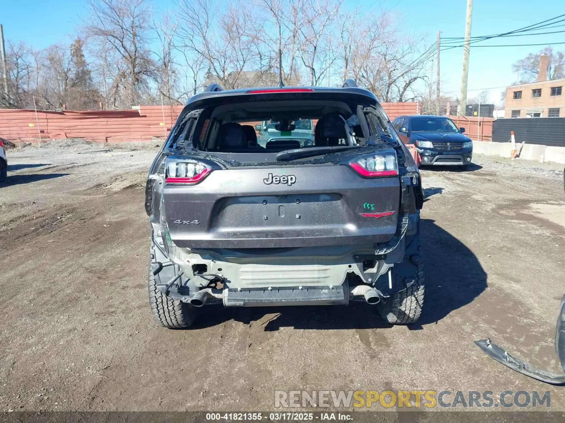 17 Photograph of a damaged car 1C4PJMBX6KD410391 JEEP CHEROKEE 2019