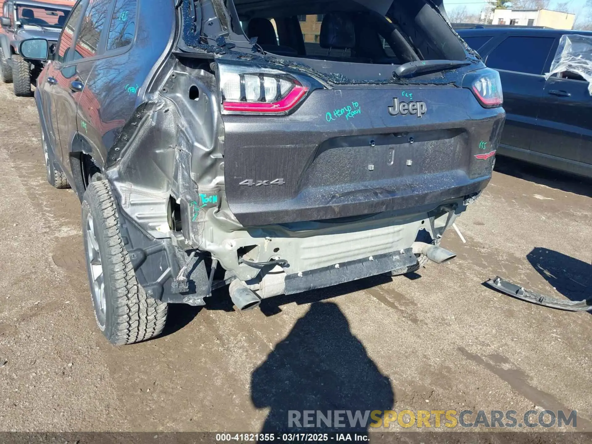 6 Photograph of a damaged car 1C4PJMBX6KD410391 JEEP CHEROKEE 2019