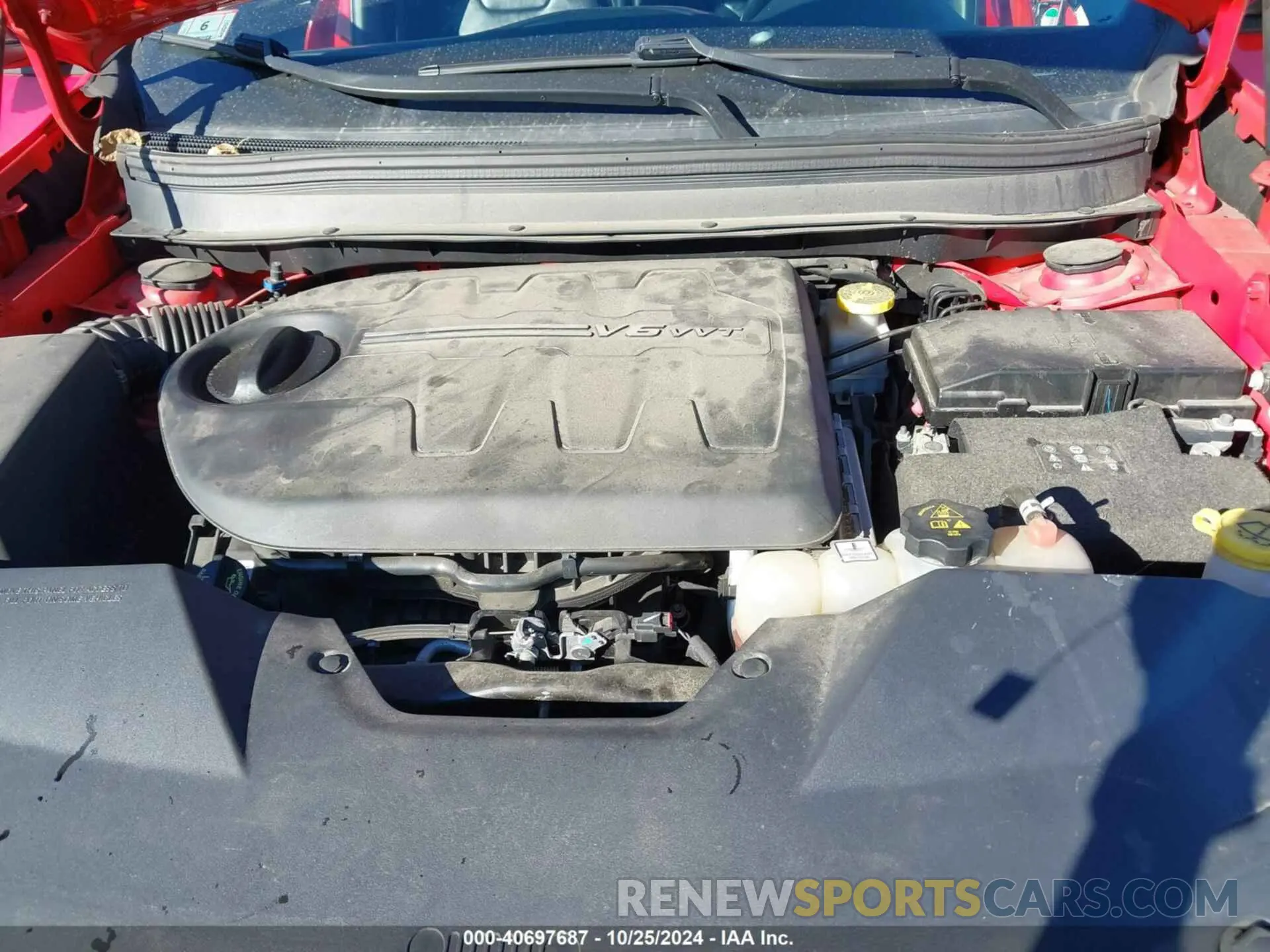 10 Photograph of a damaged car 1C4PJMBX7KD298488 JEEP CHEROKEE 2019