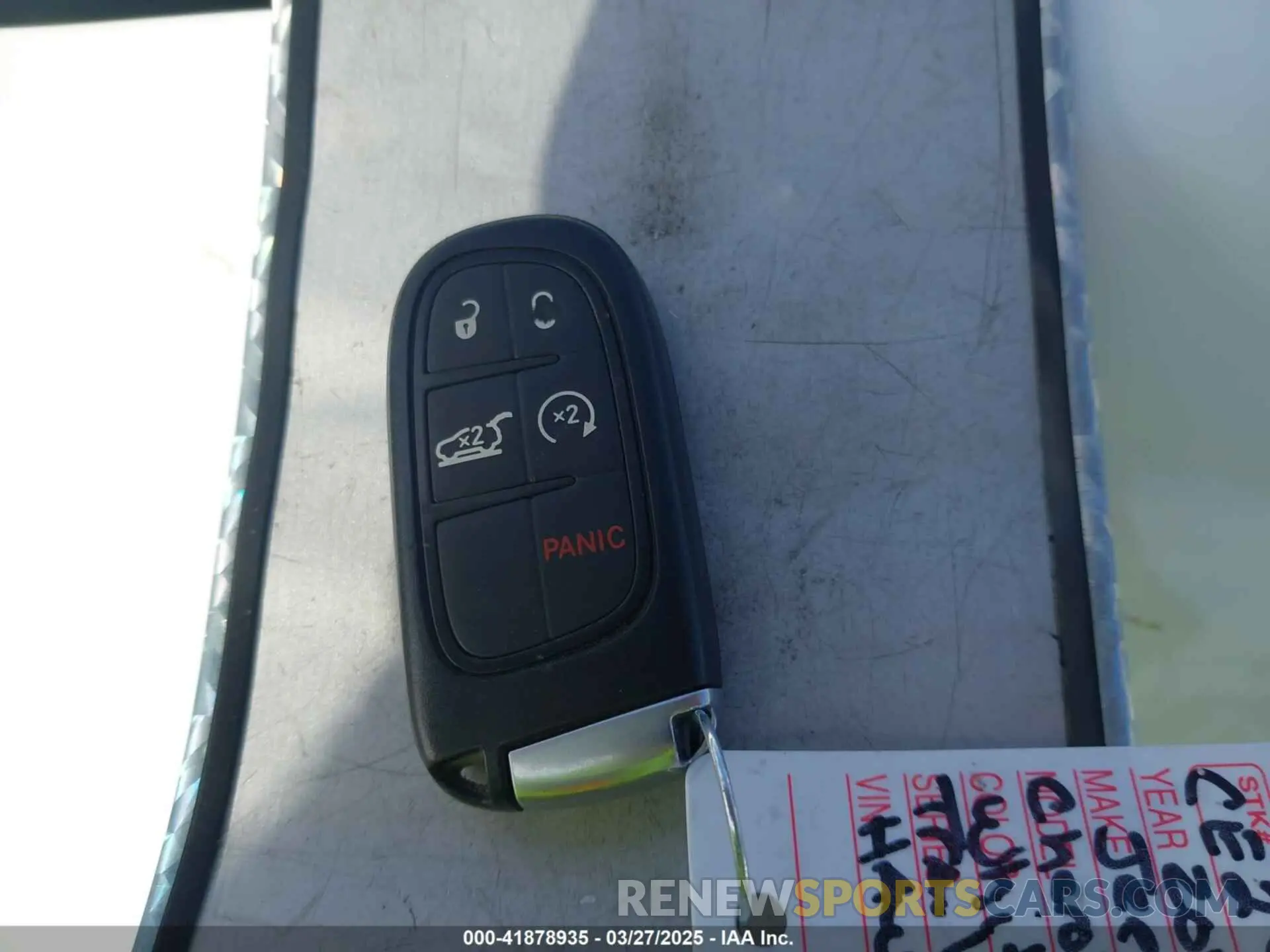 11 Photograph of a damaged car 1C4PJMBX7KD410612 JEEP CHEROKEE 2019