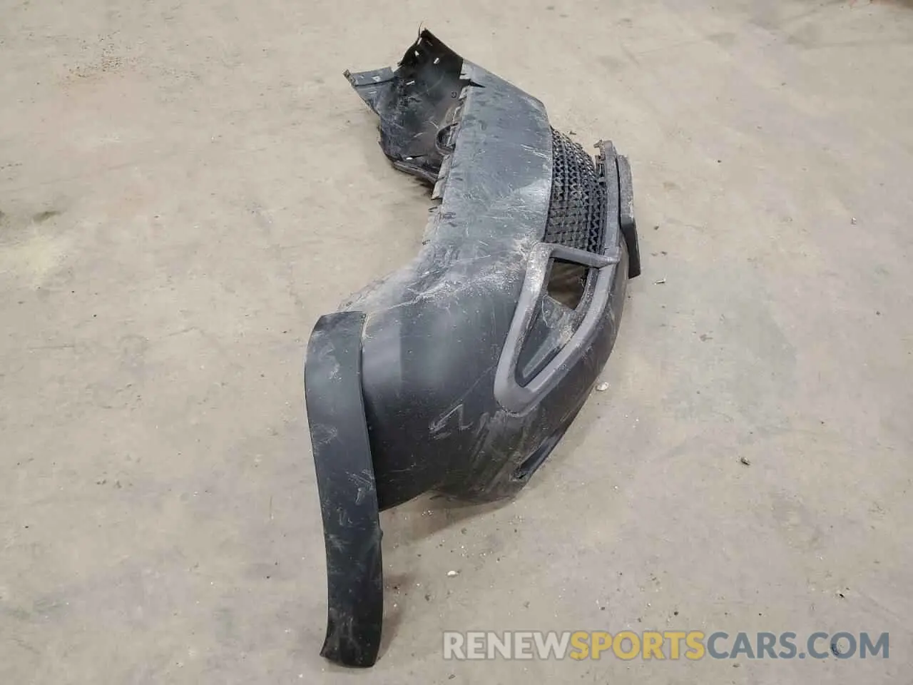 12 Photograph of a damaged car 1C4PJMBX7KD426213 JEEP CHEROKEE 2019