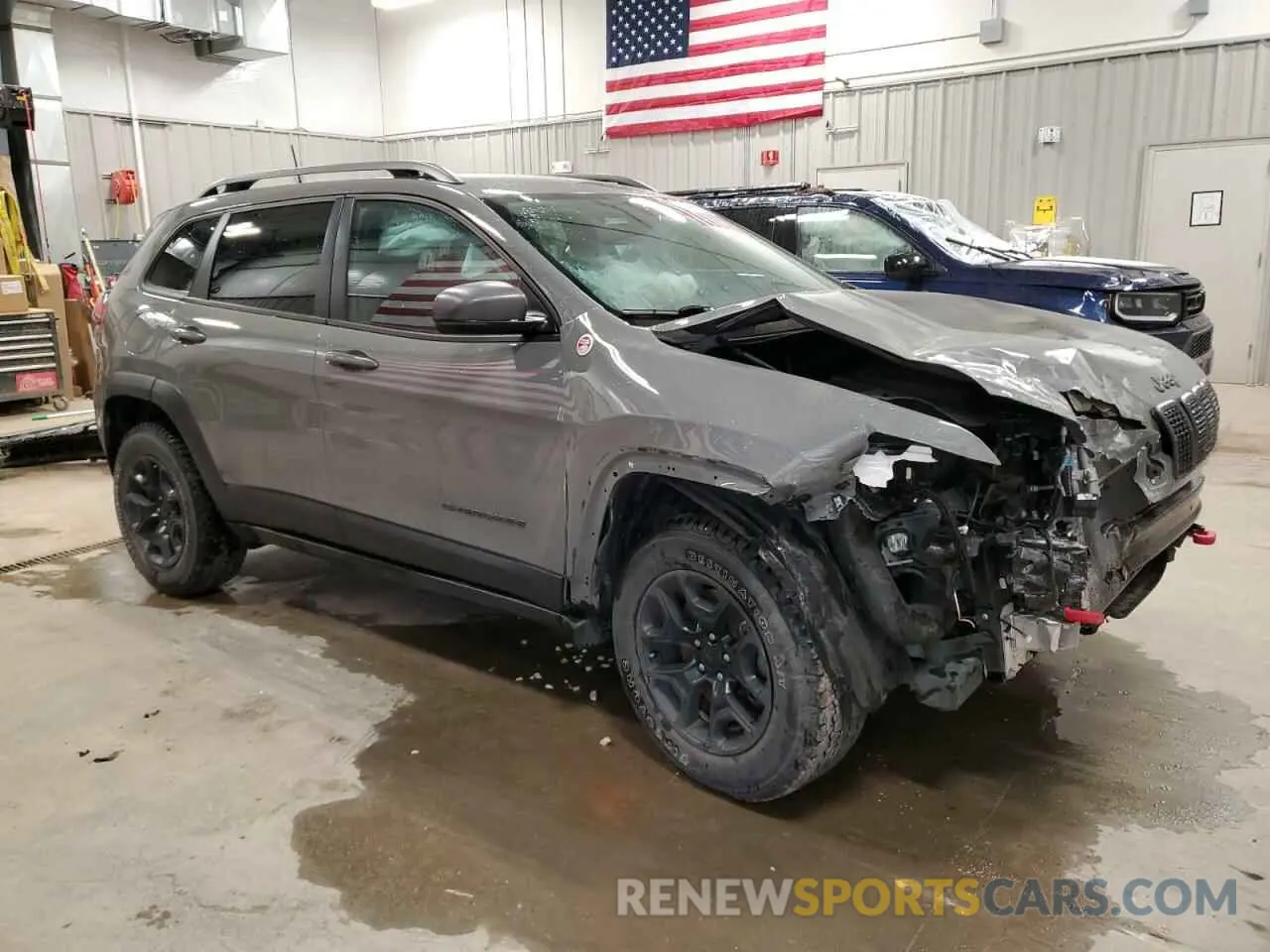 4 Photograph of a damaged car 1C4PJMBX7KD426213 JEEP CHEROKEE 2019