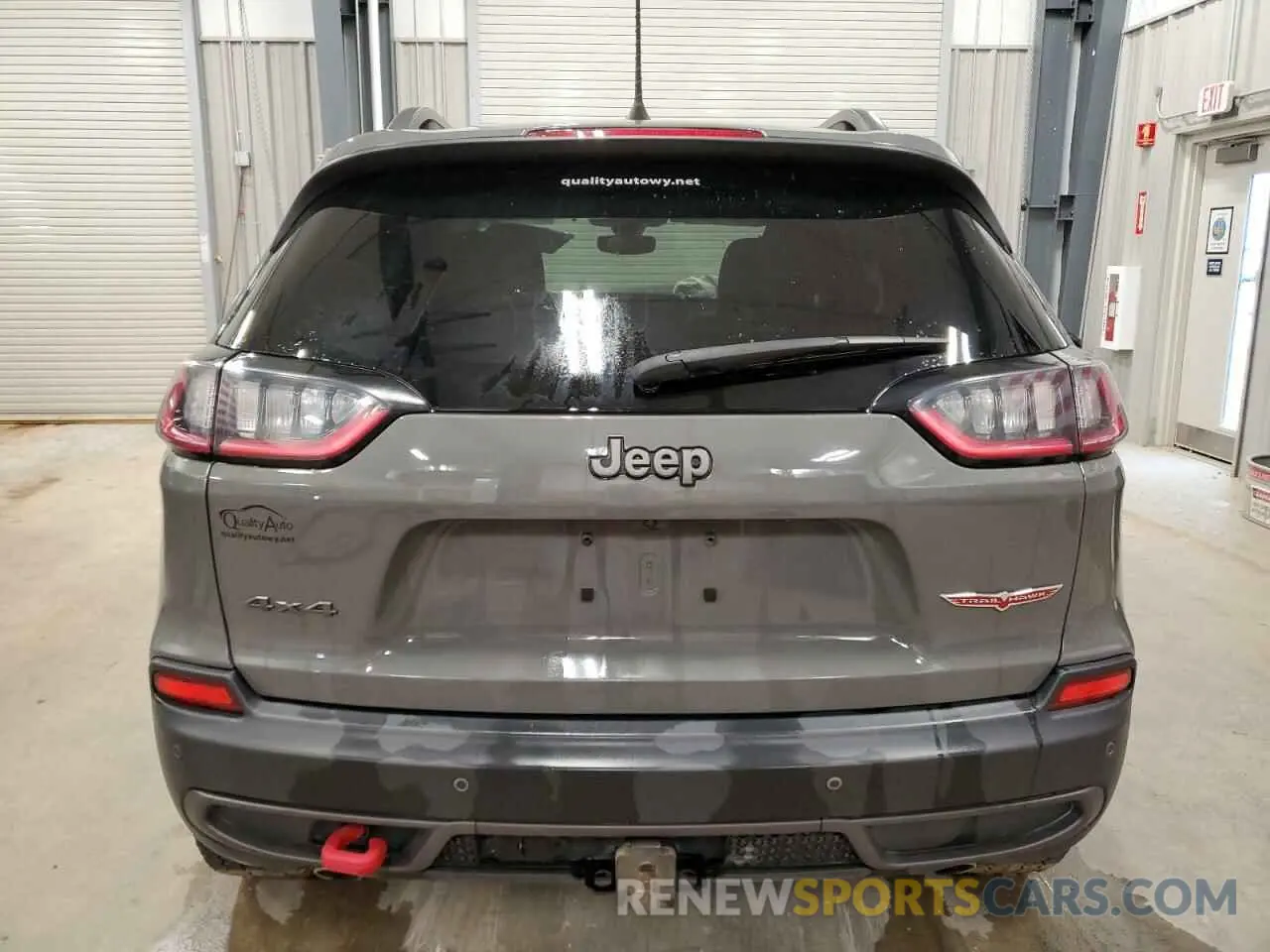 6 Photograph of a damaged car 1C4PJMBX7KD426213 JEEP CHEROKEE 2019