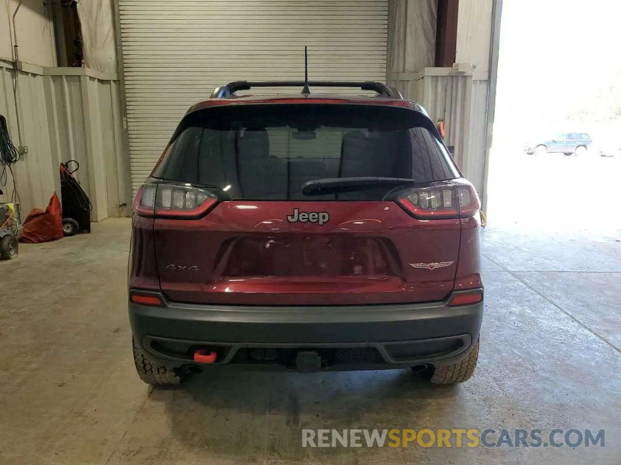 6 Photograph of a damaged car 1C4PJMBX8KD229146 JEEP CHEROKEE 2019