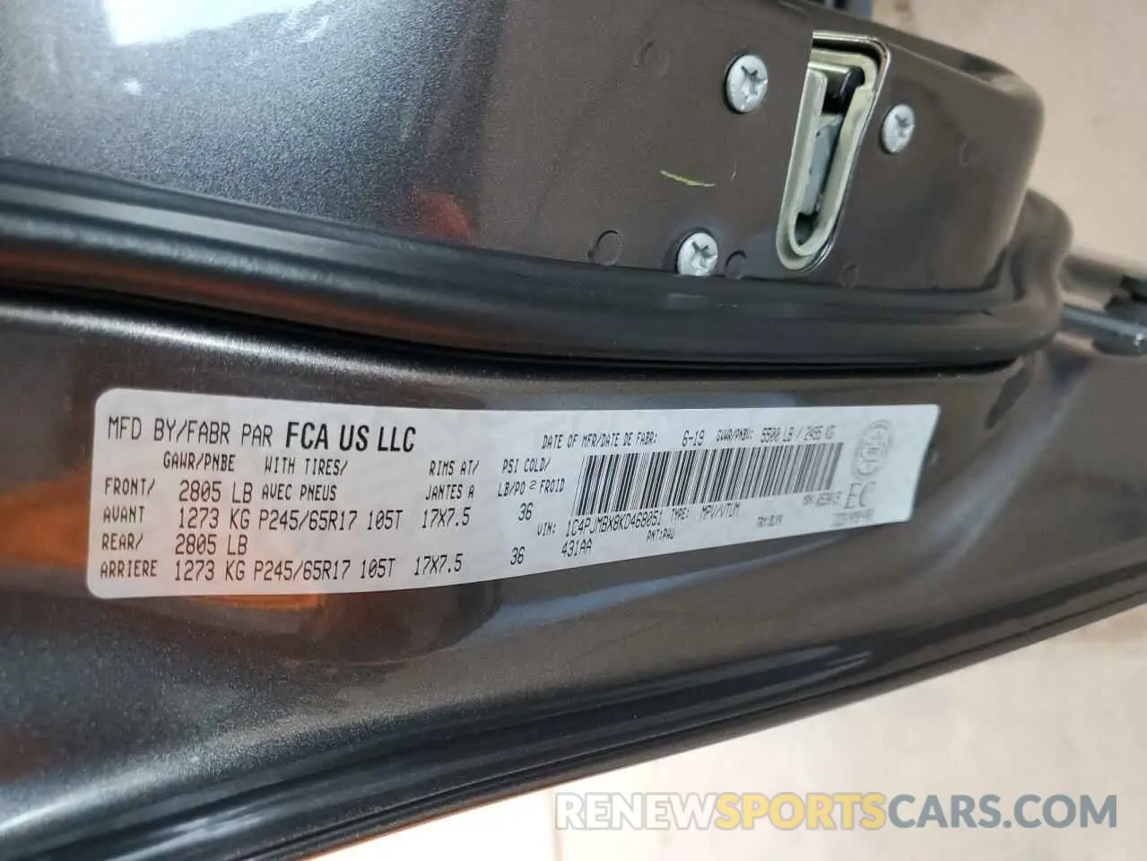 13 Photograph of a damaged car 1C4PJMBX8KD468051 JEEP CHEROKEE 2019