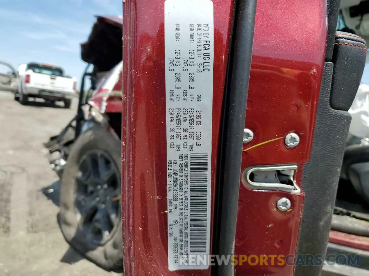13 Photograph of a damaged car 1C4PJMBX9KD139228 JEEP CHEROKEE 2019
