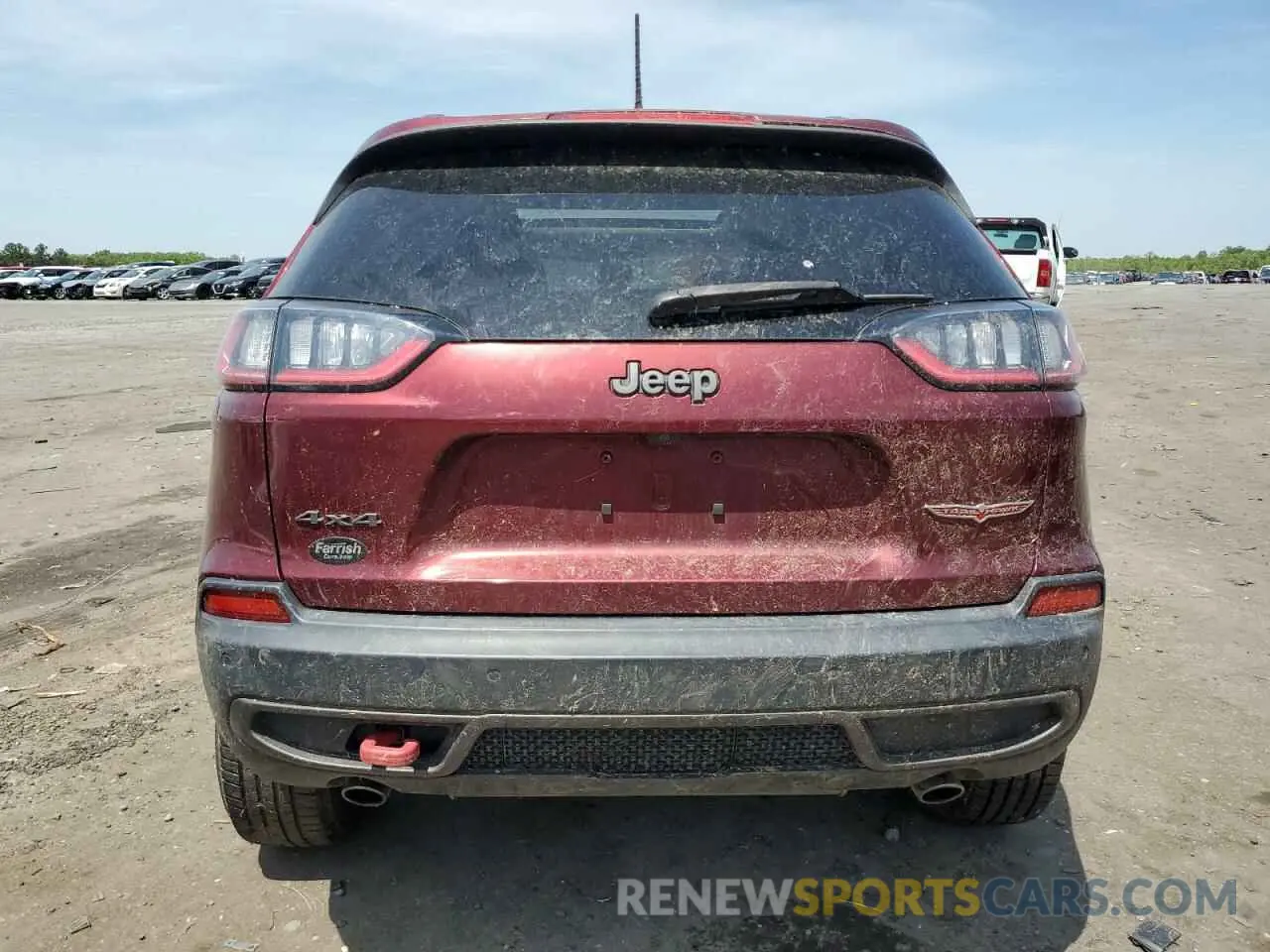 6 Photograph of a damaged car 1C4PJMBX9KD139228 JEEP CHEROKEE 2019