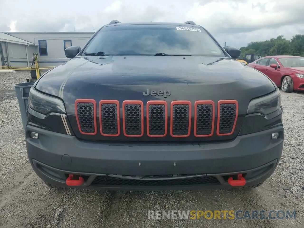 5 Photograph of a damaged car 1C4PJMBX9KD183116 JEEP CHEROKEE 2019