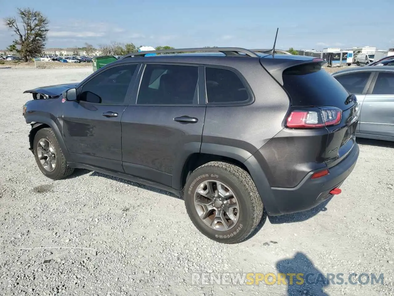 2 Photograph of a damaged car 1C4PJMBX9KD183343 JEEP CHEROKEE 2019