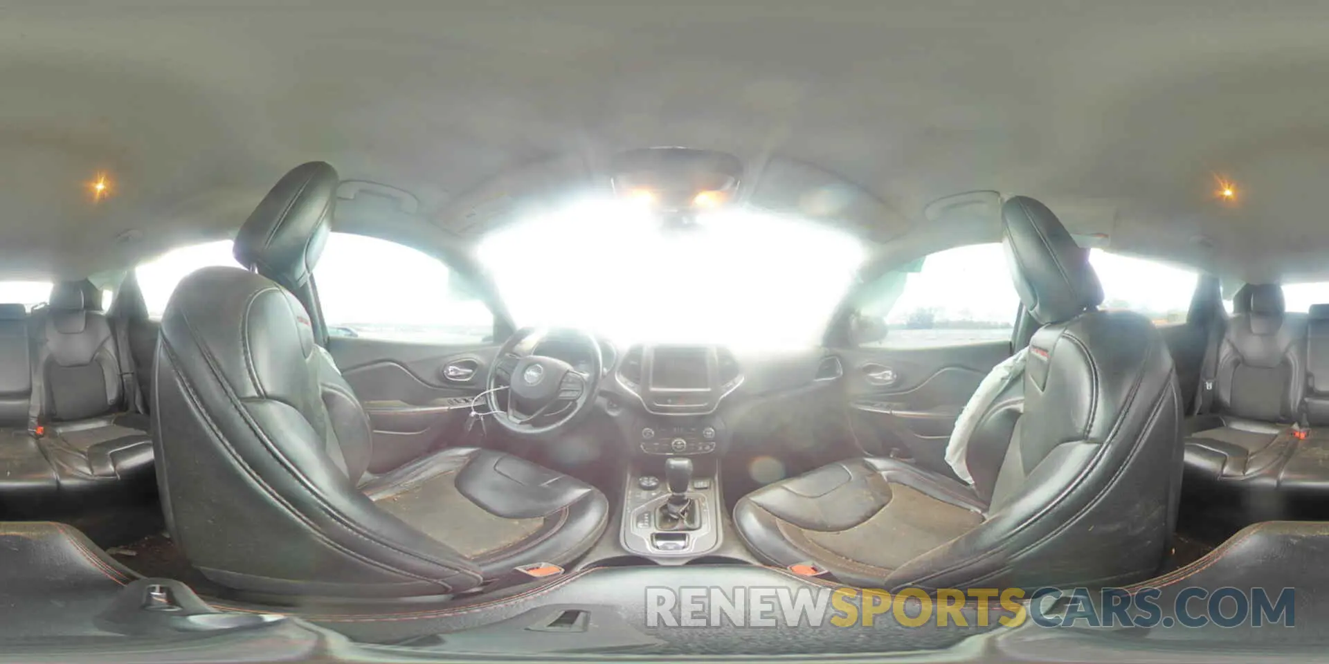 14 Photograph of a damaged car 1C4PJMBX9KD256968 JEEP CHEROKEE 2019