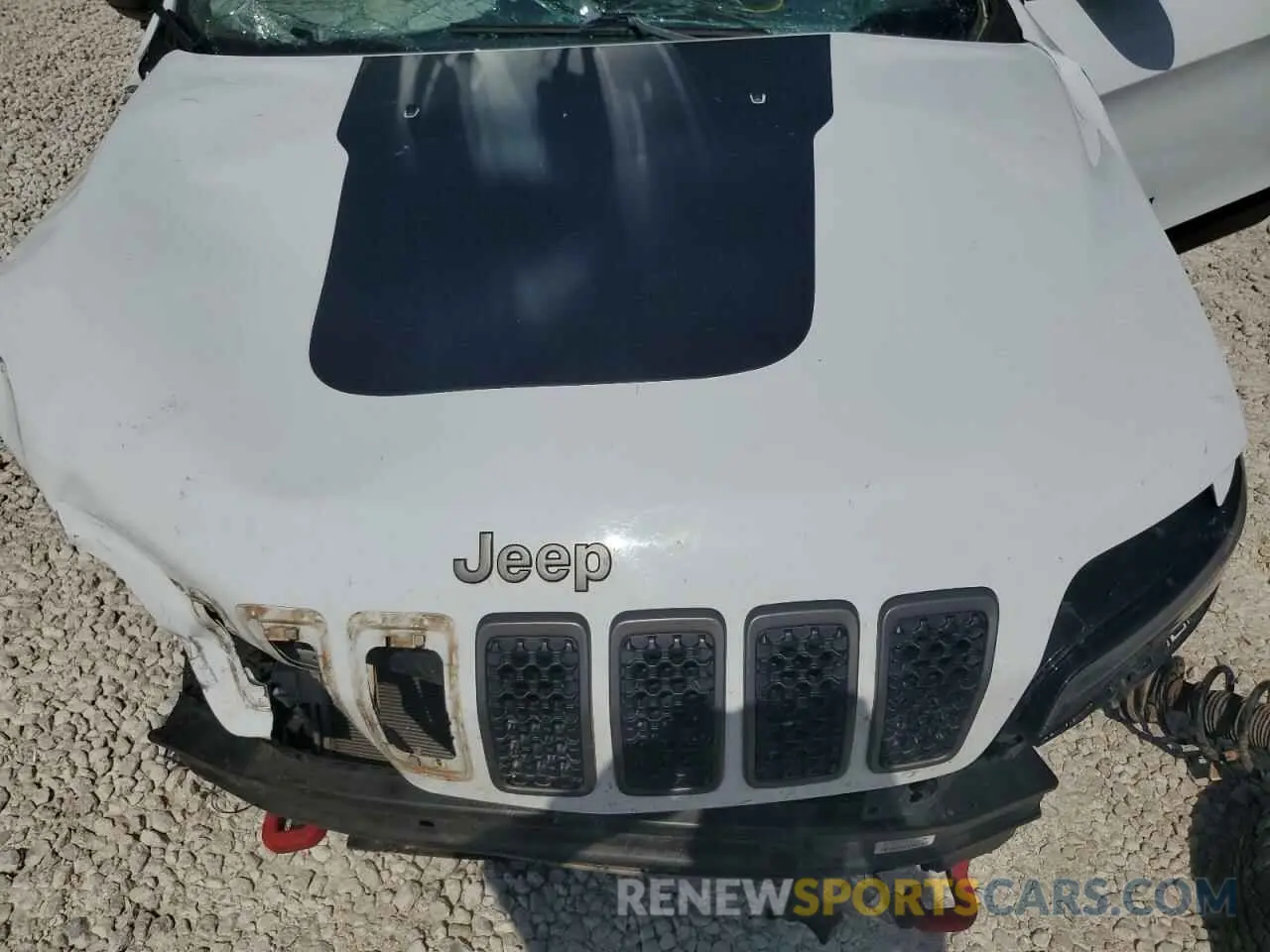 12 Photograph of a damaged car 1C4PJMBX9KD310723 JEEP CHEROKEE 2019