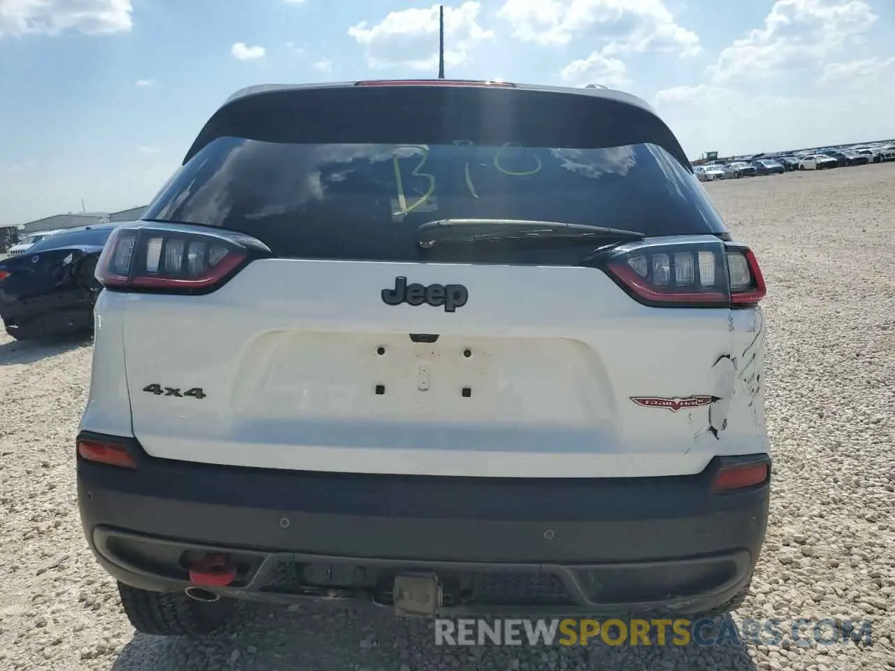 6 Photograph of a damaged car 1C4PJMBX9KD310723 JEEP CHEROKEE 2019