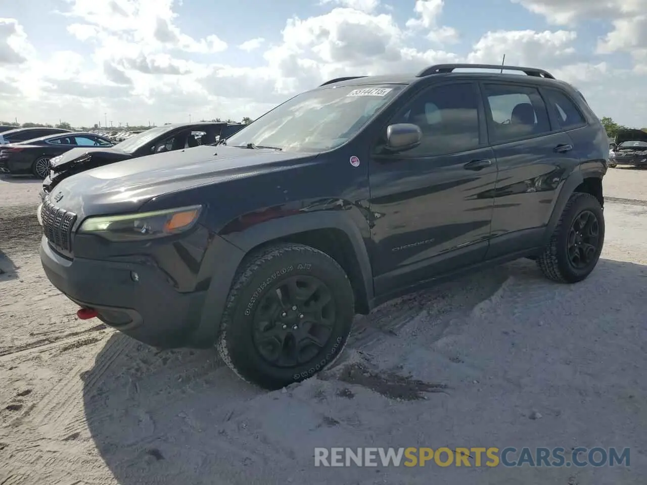 1 Photograph of a damaged car 1C4PJMBXXKD342371 JEEP CHEROKEE 2019