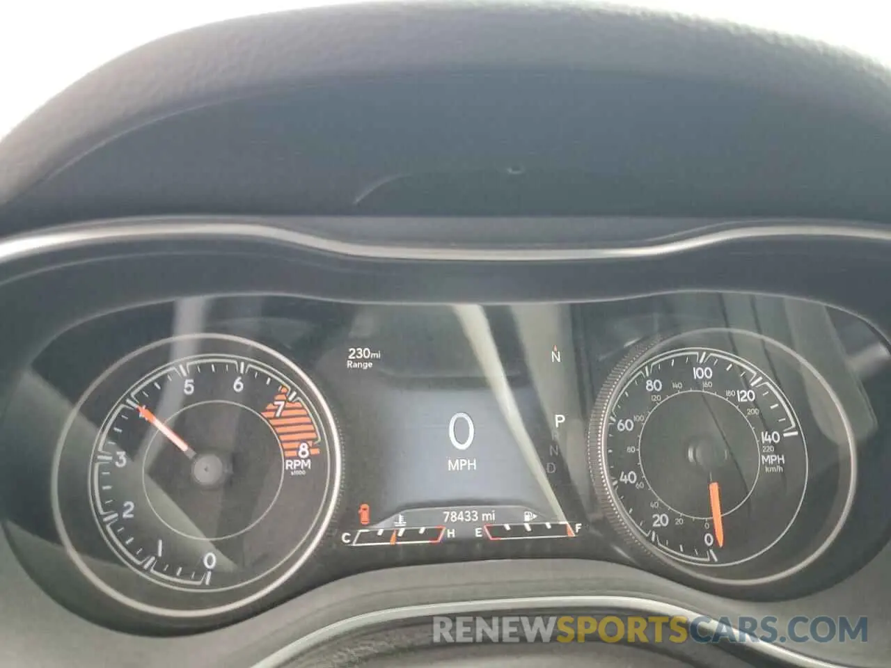 9 Photograph of a damaged car 1C4PJMBXXKD342371 JEEP CHEROKEE 2019