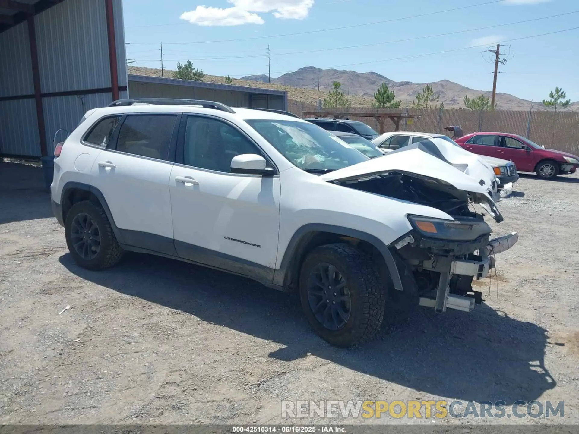 1 Photograph of a damaged car 1C4PJMCB0KD161976 JEEP CHEROKEE 2019