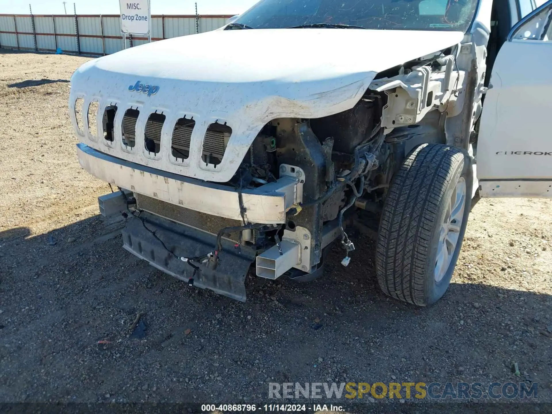 6 Photograph of a damaged car 1C4PJMCB2KD352024 JEEP CHEROKEE 2019