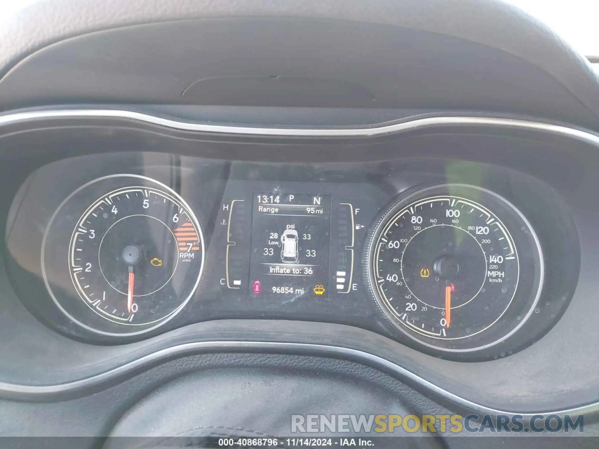 7 Photograph of a damaged car 1C4PJMCB2KD352024 JEEP CHEROKEE 2019