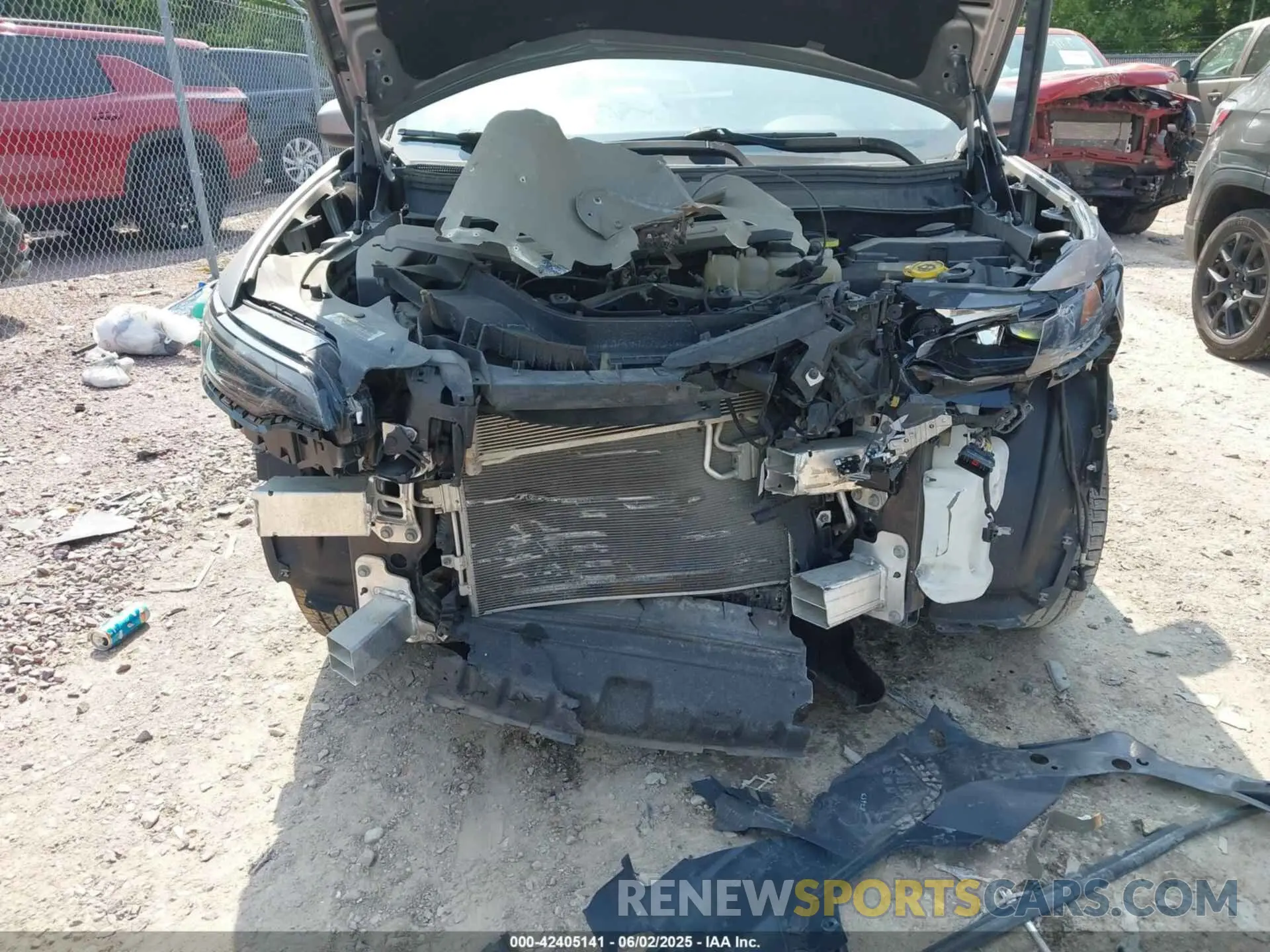 6 Photograph of a damaged car 1C4PJMCB2KD394337 JEEP CHEROKEE 2019
