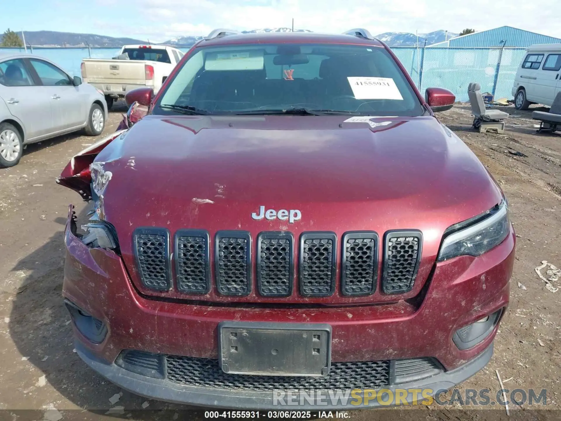 13 Photograph of a damaged car 1C4PJMCB2KD473832 JEEP CHEROKEE 2019