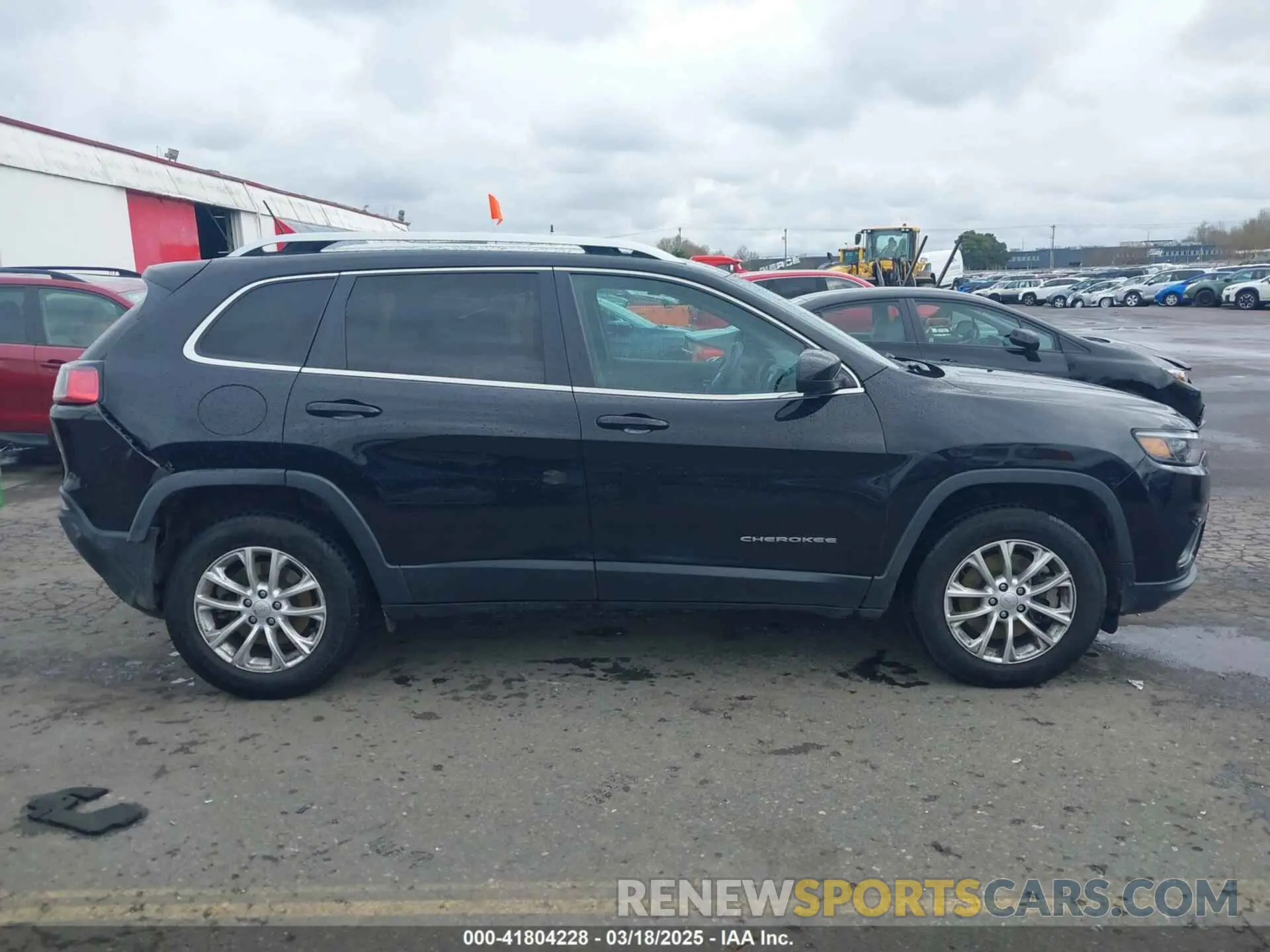 13 Photograph of a damaged car 1C4PJMCB3KD351478 JEEP CHEROKEE 2019