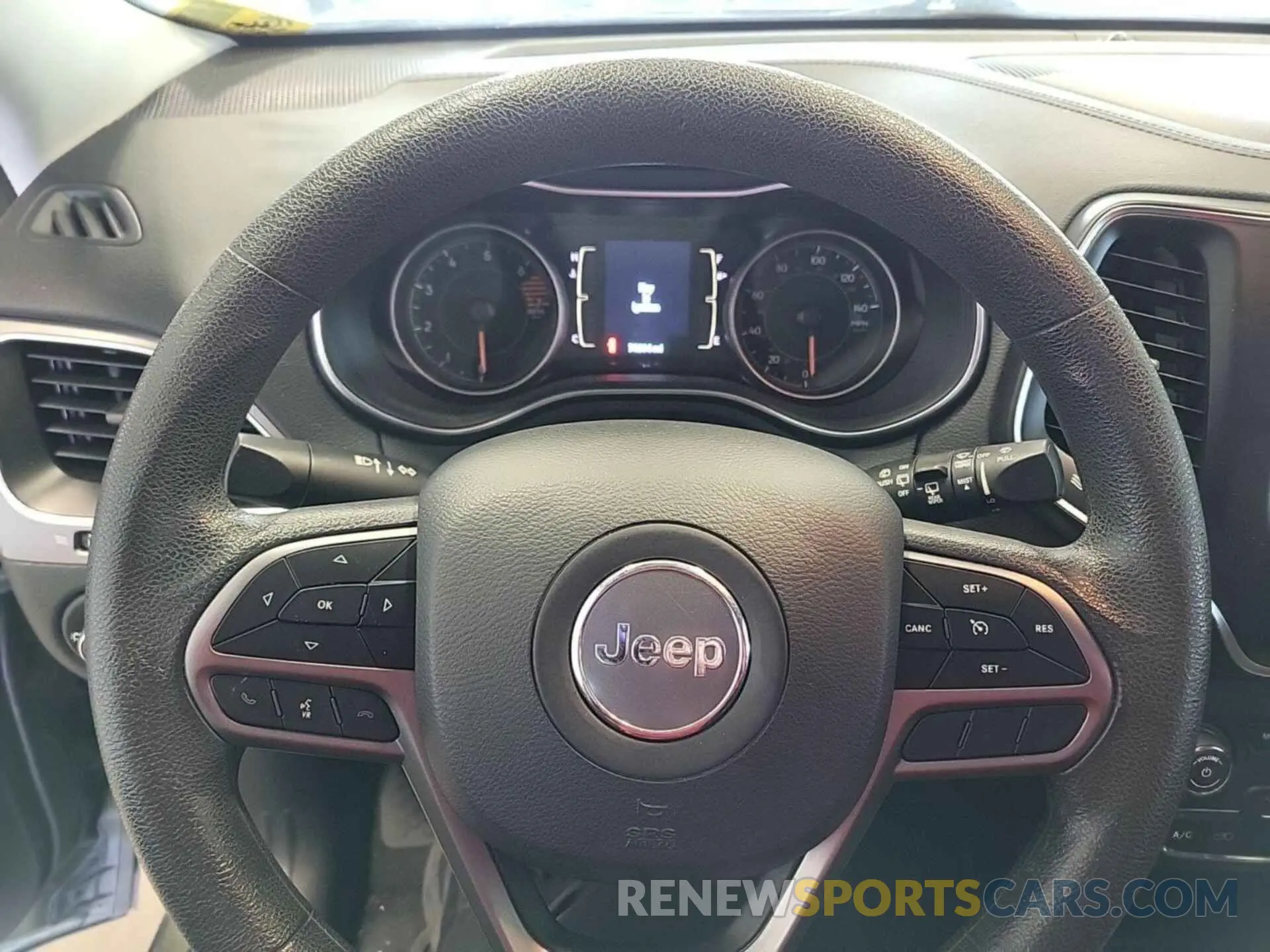 15 Photograph of a damaged car 1C4PJMCB3KD450804 JEEP CHEROKEE 2019