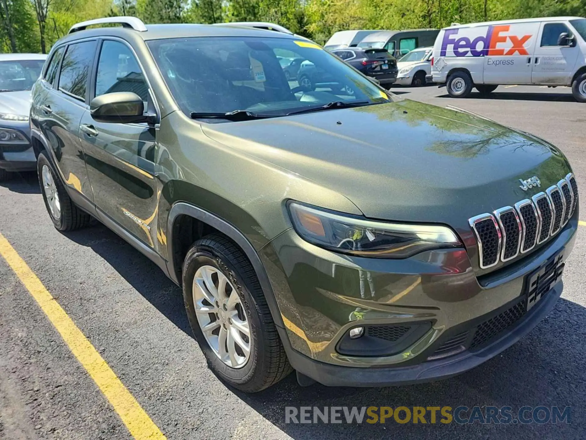 22 Photograph of a damaged car 1C4PJMCB3KD450804 JEEP CHEROKEE 2019