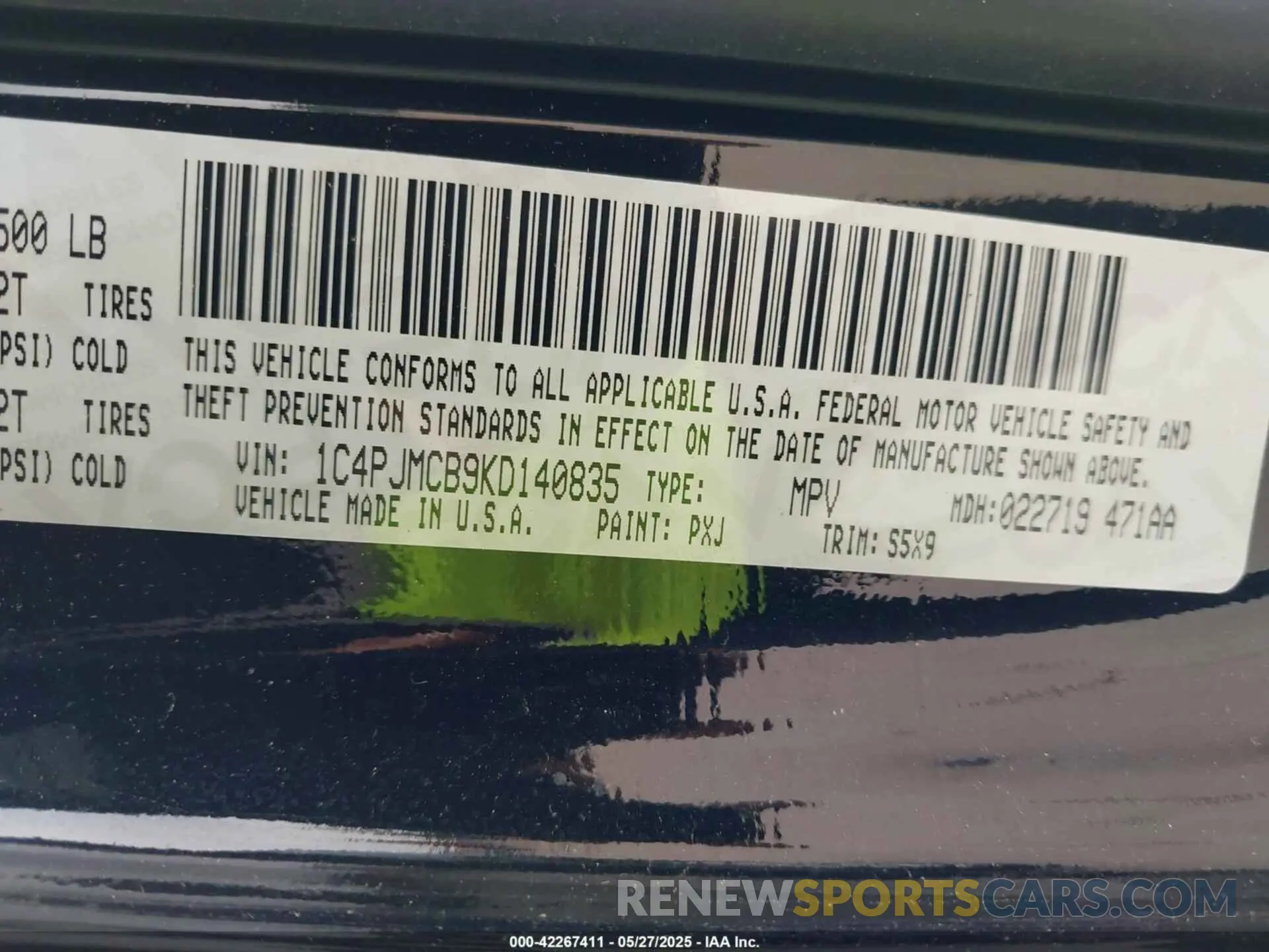 9 Photograph of a damaged car 1C4PJMCB9KD140835 JEEP CHEROKEE 2019