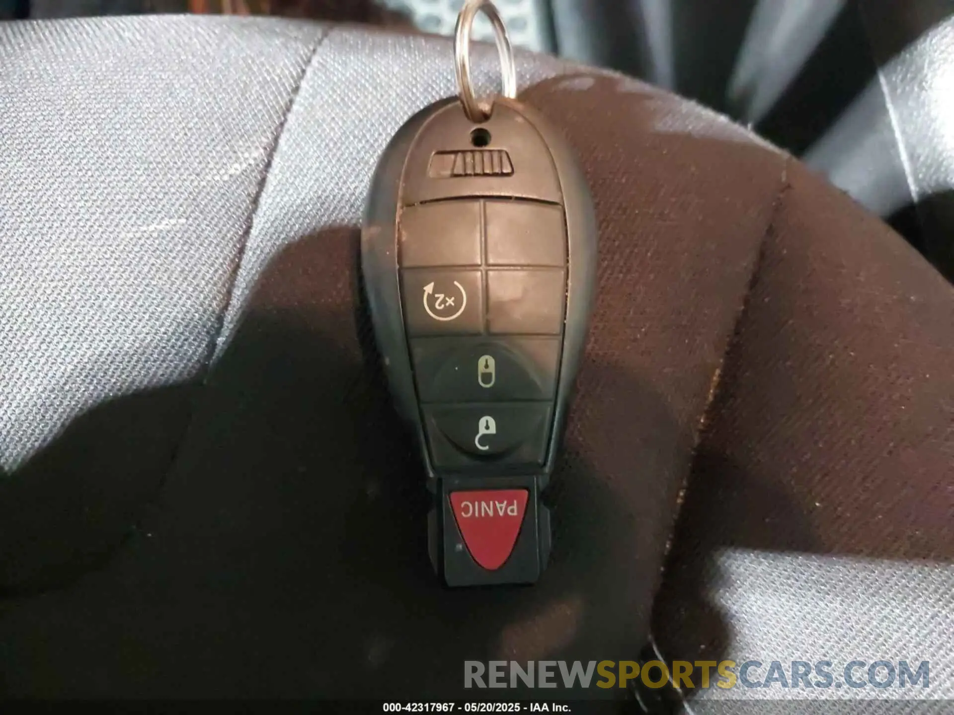 11 Photograph of a damaged car 1C4PJMCX8KD234099 JEEP CHEROKEE 2019
