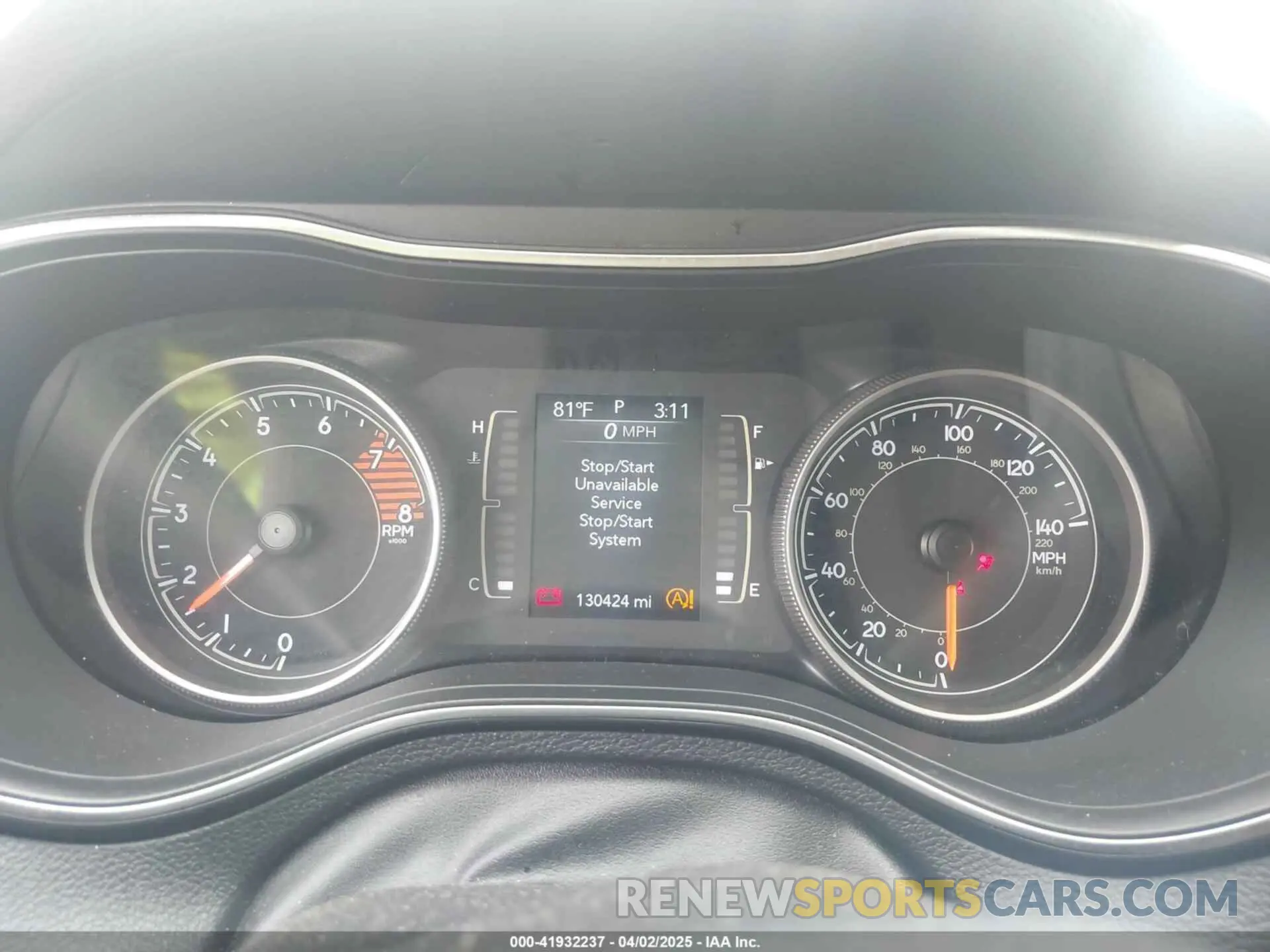 7 Photograph of a damaged car 1C4PJMCX8KD337314 JEEP CHEROKEE 2019