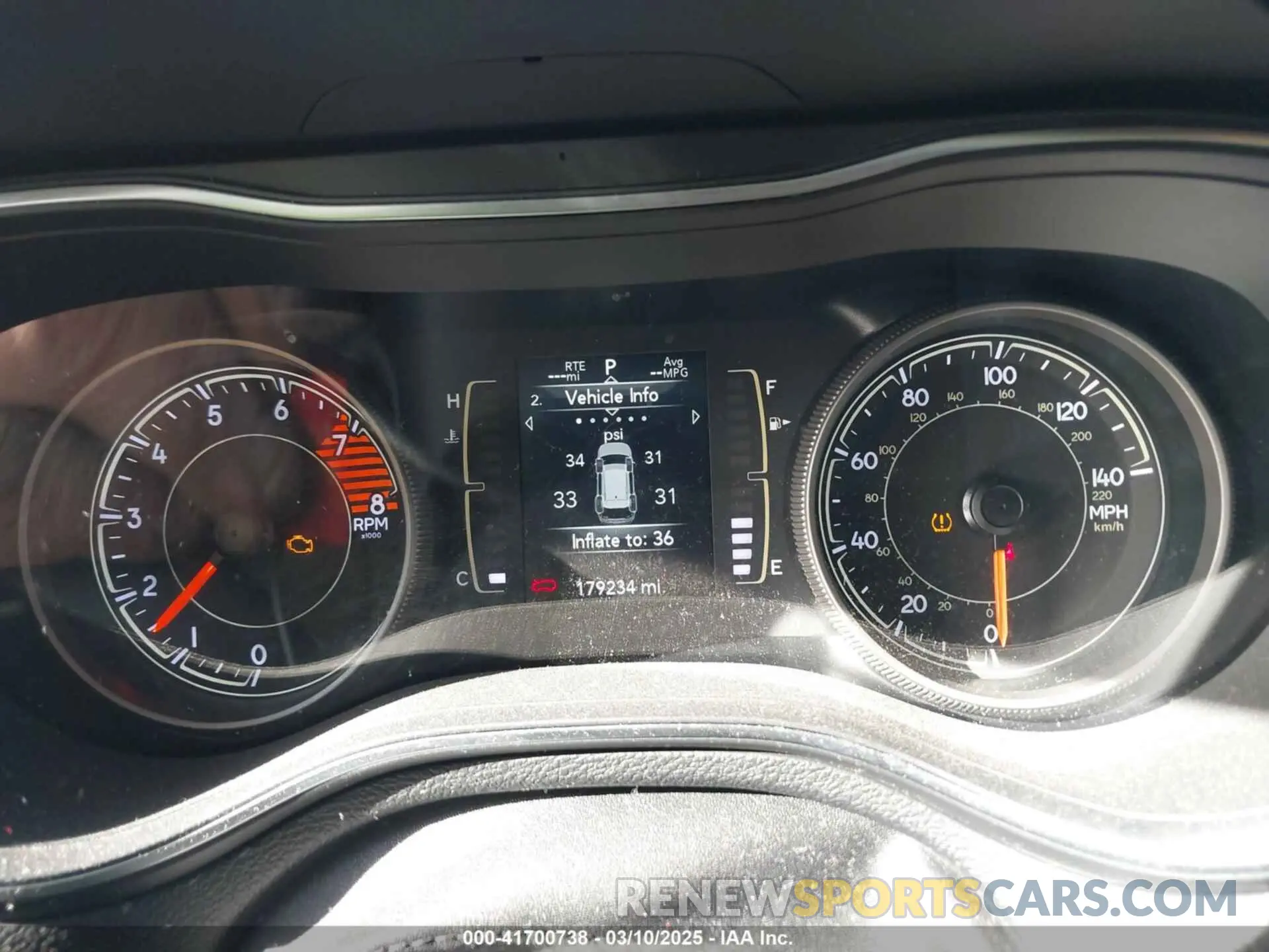 7 Photograph of a damaged car 1C4PJMCX8KD464323 JEEP CHEROKEE 2019