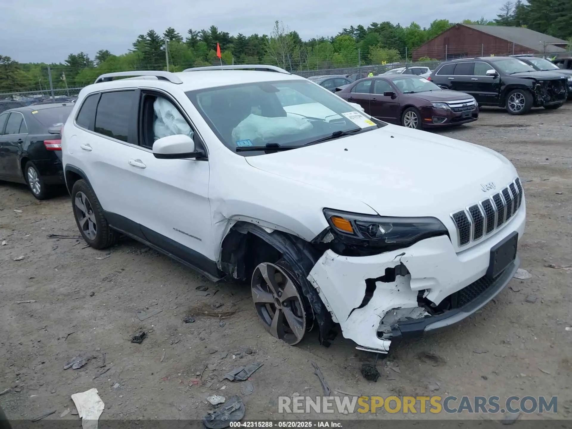 1 Photograph of a damaged car 1C4PJMDN1KD251257 JEEP CHEROKEE 2019