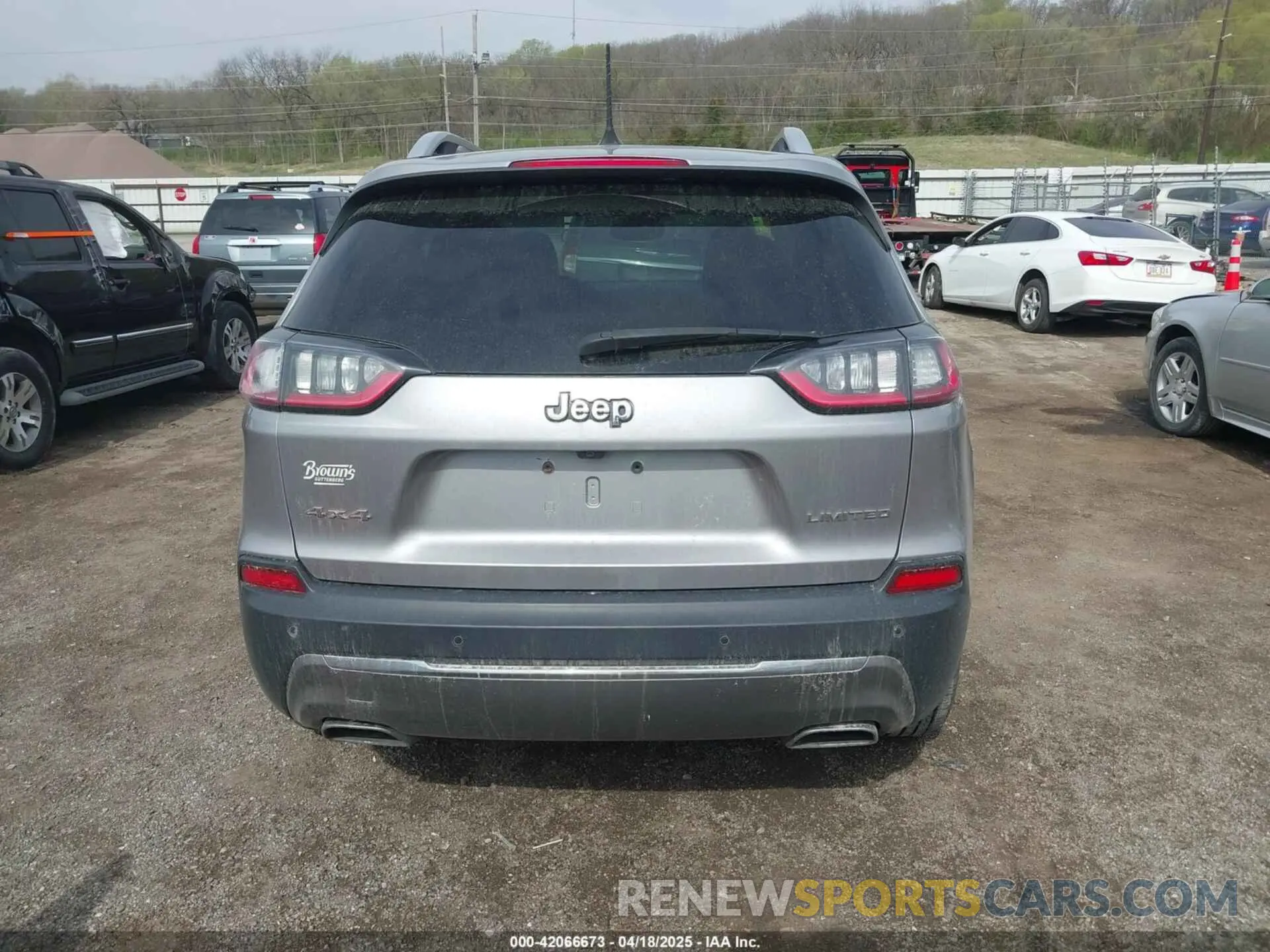 16 Photograph of a damaged car 1C4PJMDN3KD178909 JEEP CHEROKEE 2019