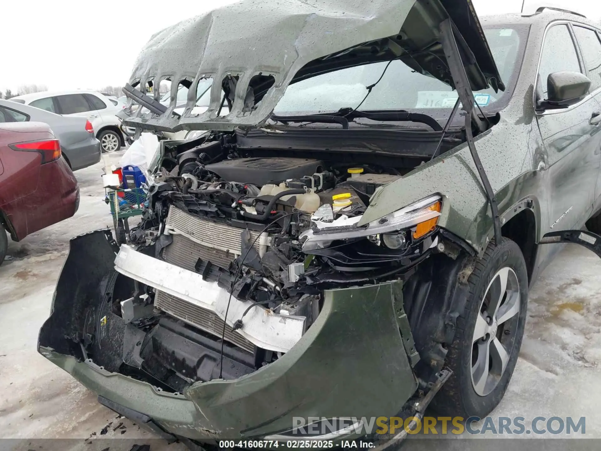 6 Photograph of a damaged car 1C4PJMDN3KD251678 JEEP CHEROKEE 2019