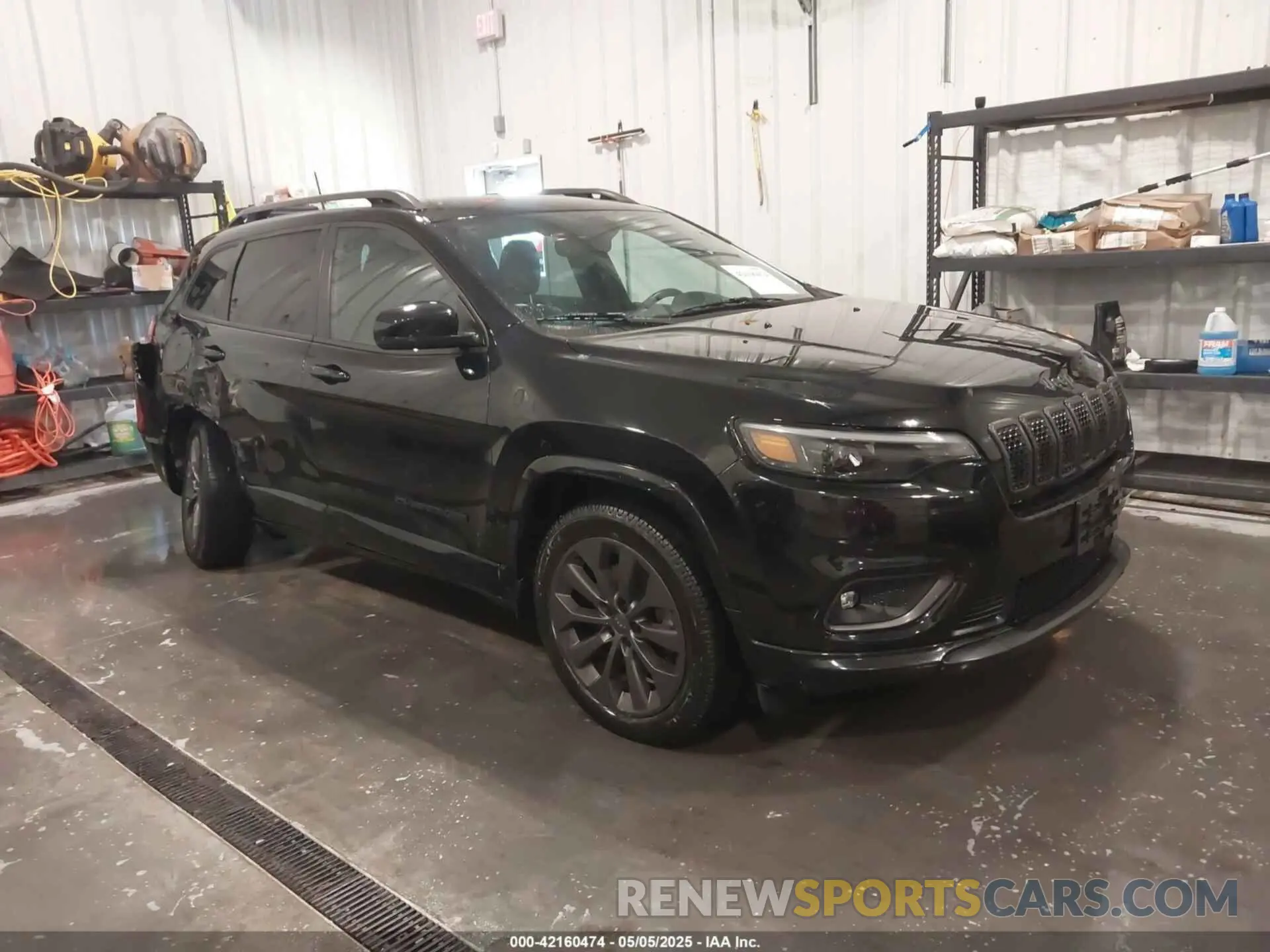 1 Photograph of a damaged car 1C4PJMDN3KD343910 JEEP CHEROKEE 2019