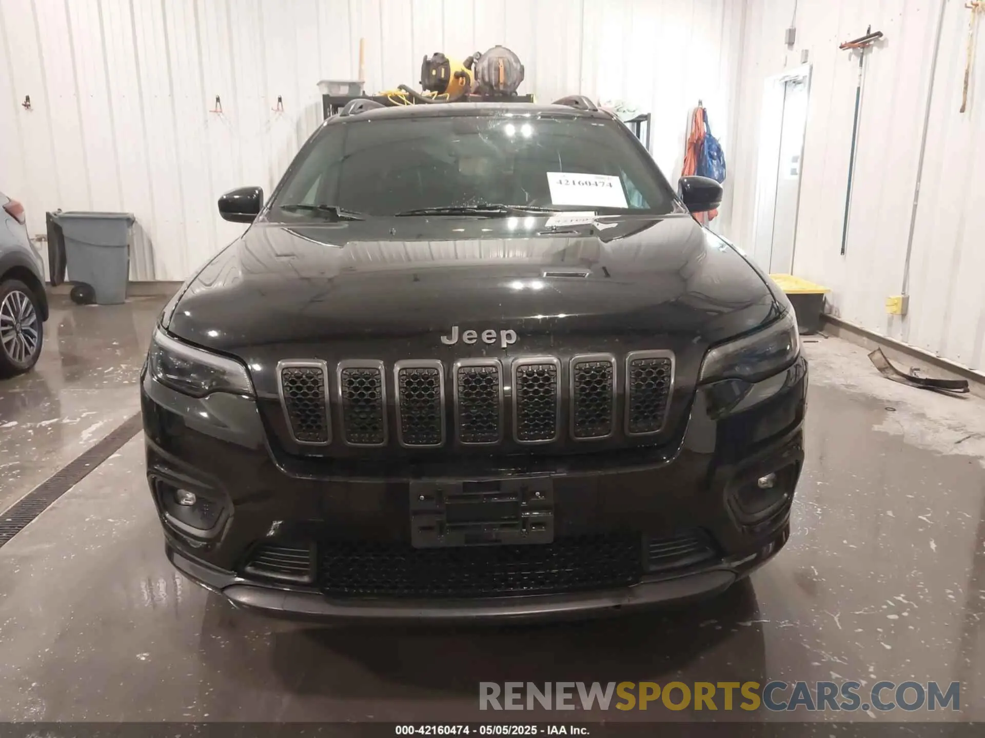 12 Photograph of a damaged car 1C4PJMDN3KD343910 JEEP CHEROKEE 2019