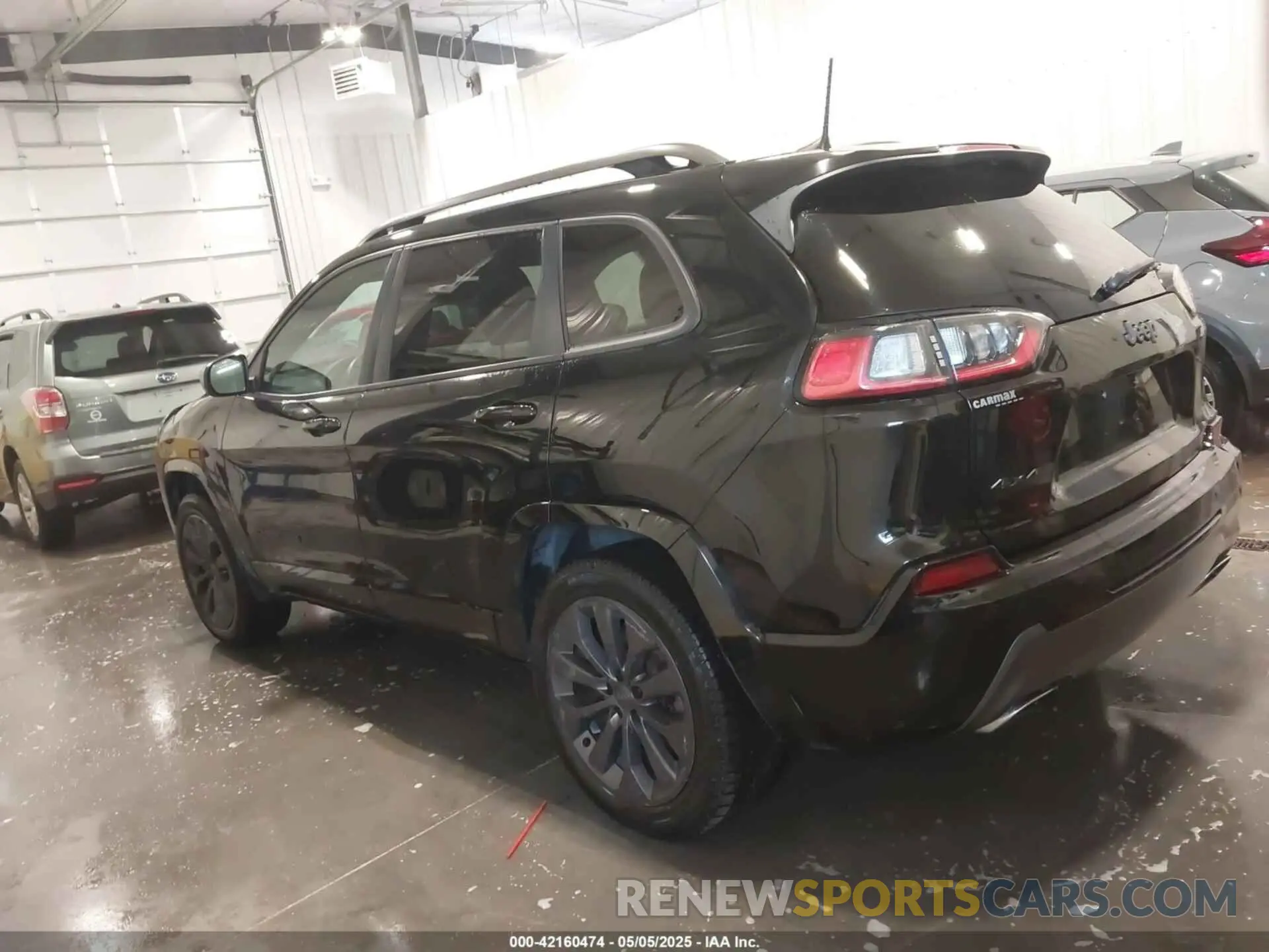 14 Photograph of a damaged car 1C4PJMDN3KD343910 JEEP CHEROKEE 2019