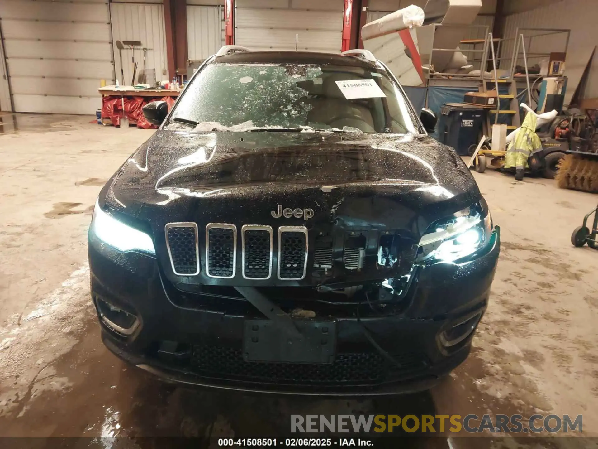 12 Photograph of a damaged car 1C4PJMDN4KD190051 JEEP CHEROKEE 2019