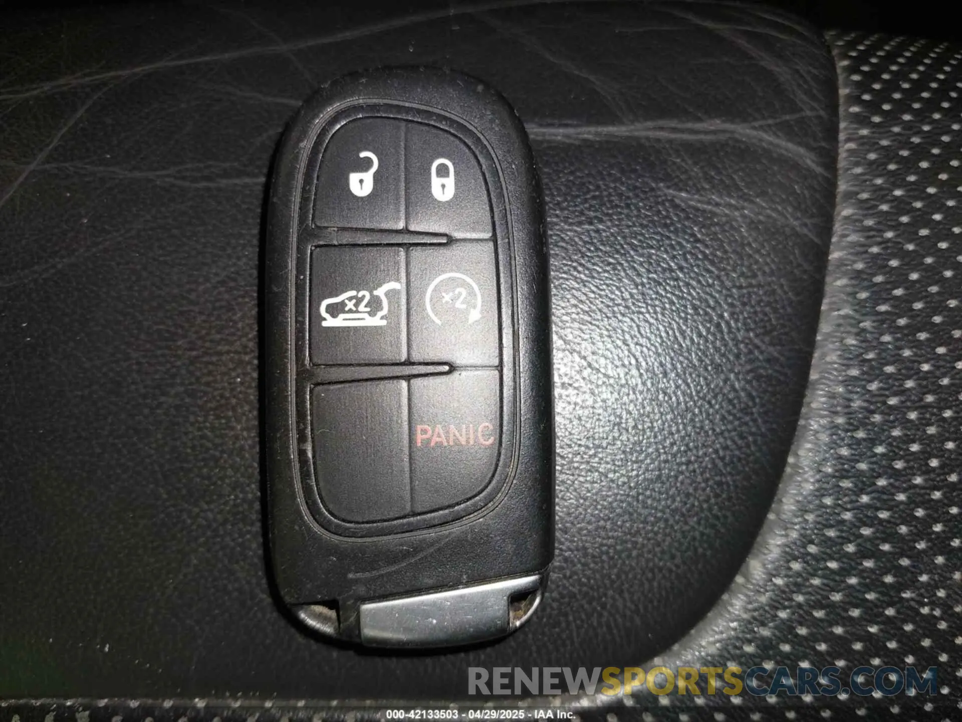 11 Photograph of a damaged car 1C4PJMDN4KD238762 JEEP CHEROKEE 2019