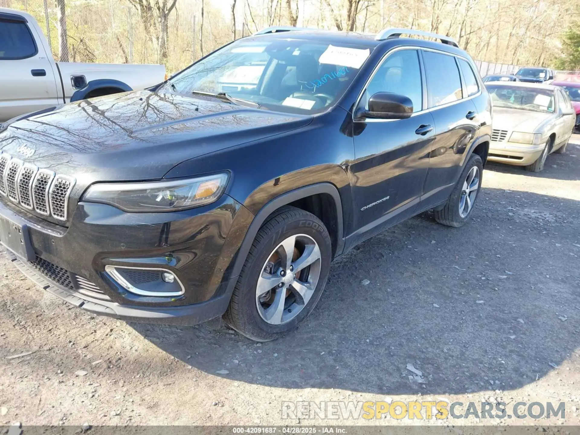 2 Photograph of a damaged car 1C4PJMDN4KD251950 JEEP CHEROKEE 2019