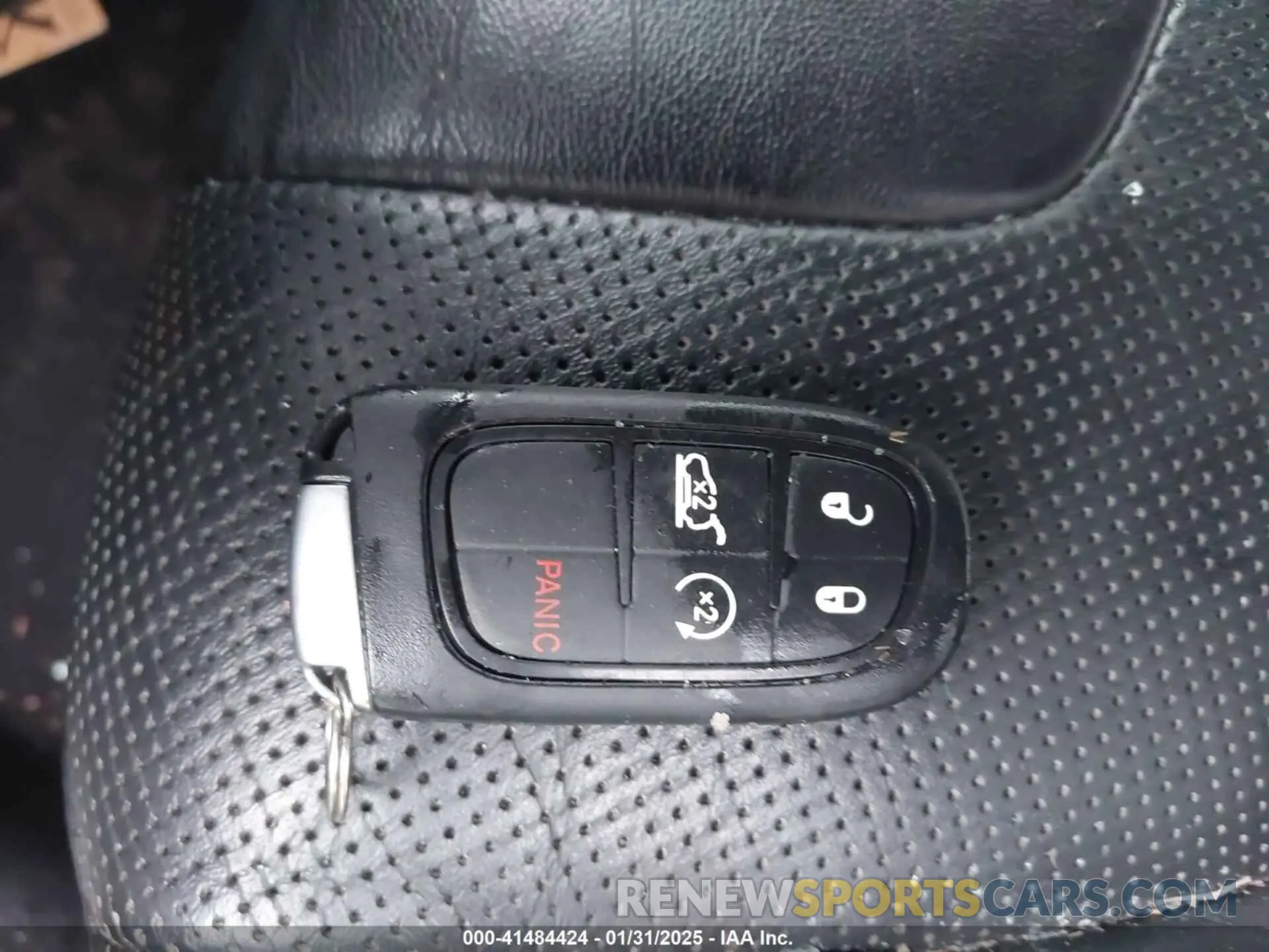11 Photograph of a damaged car 1C4PJMDN4KD367276 JEEP CHEROKEE 2019