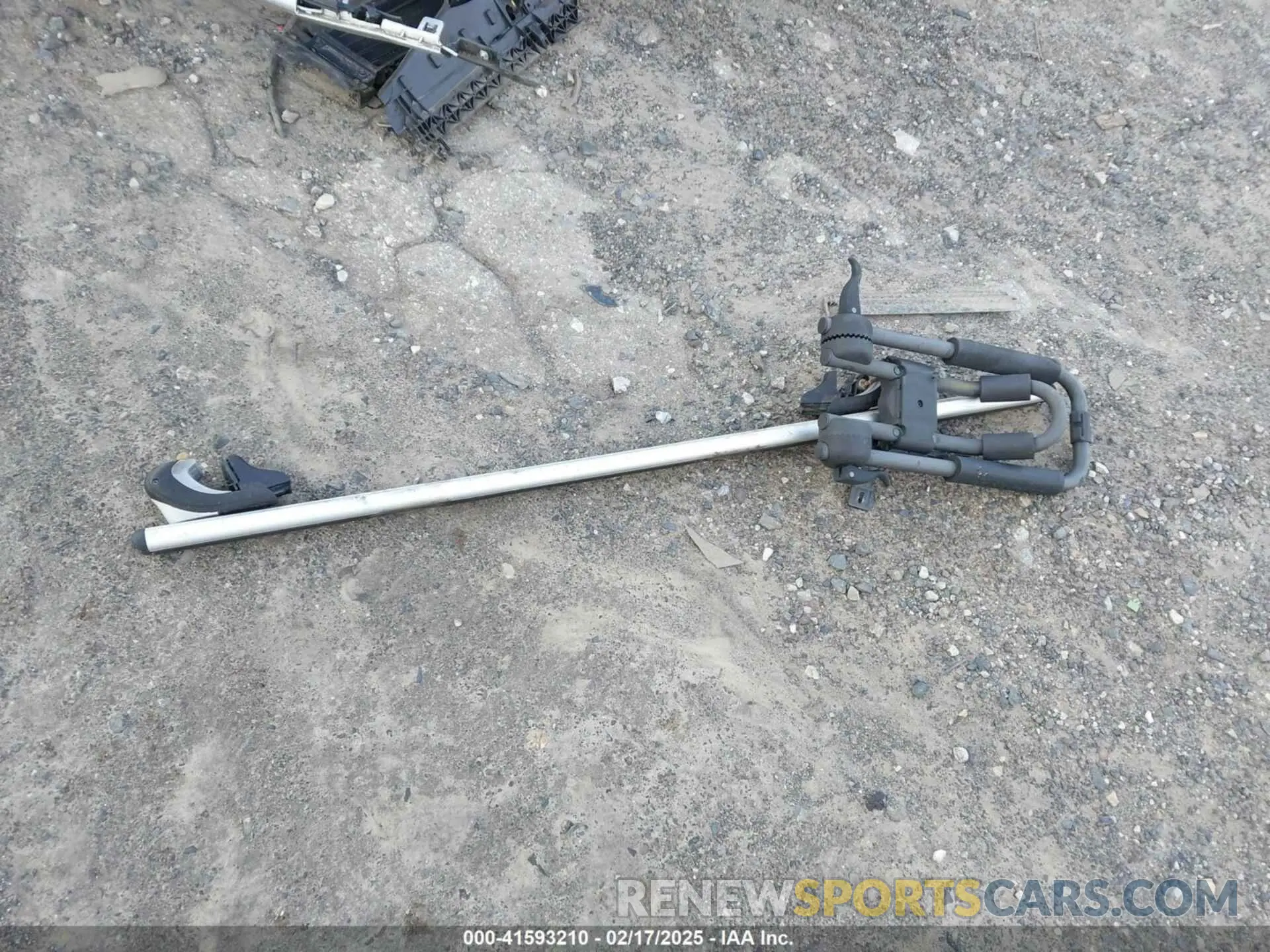 11 Photograph of a damaged car 1C4PJMDN6KD146908 JEEP CHEROKEE 2019