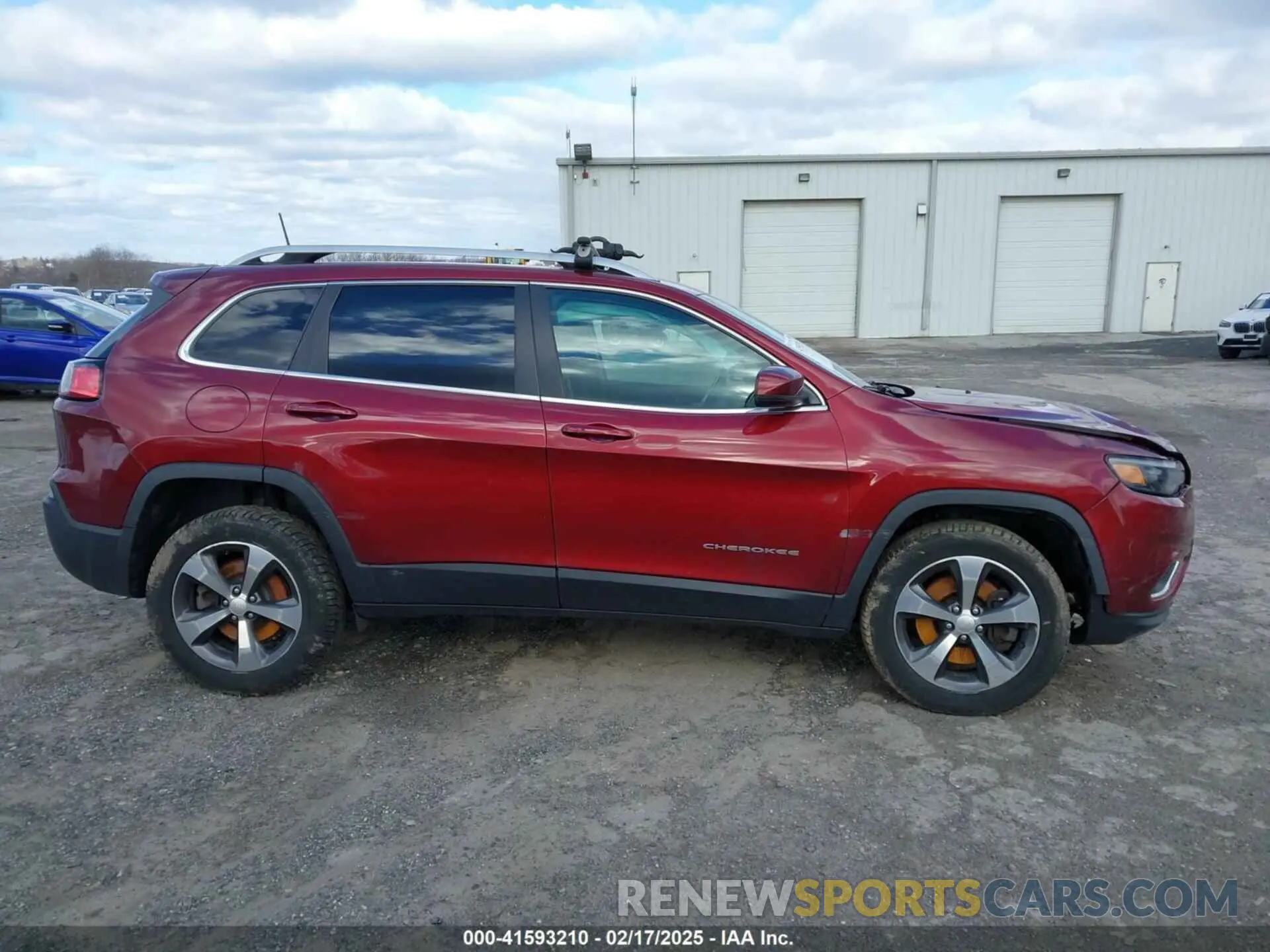 13 Photograph of a damaged car 1C4PJMDN6KD146908 JEEP CHEROKEE 2019