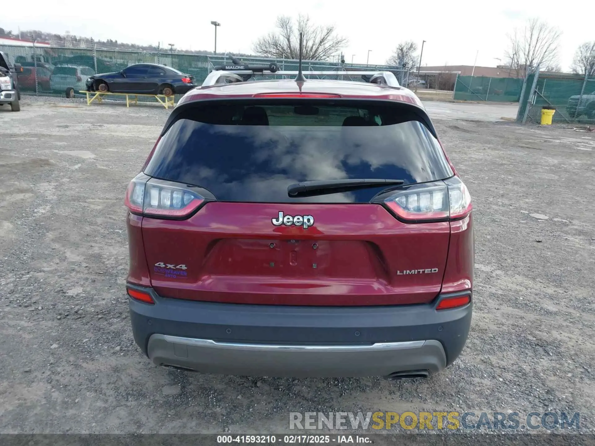 16 Photograph of a damaged car 1C4PJMDN6KD146908 JEEP CHEROKEE 2019