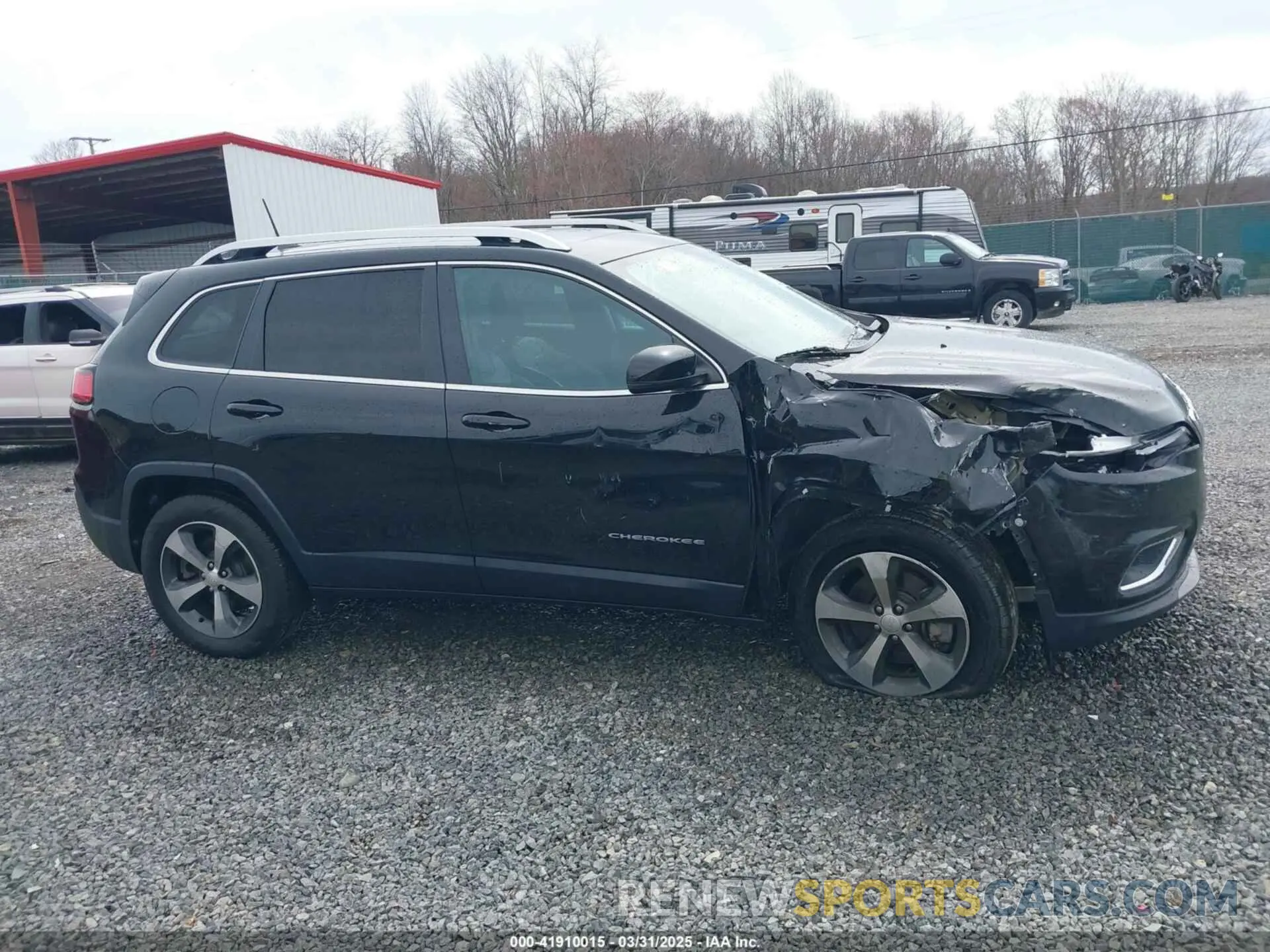 14 Photograph of a damaged car 1C4PJMDX0KD259805 JEEP CHEROKEE 2019