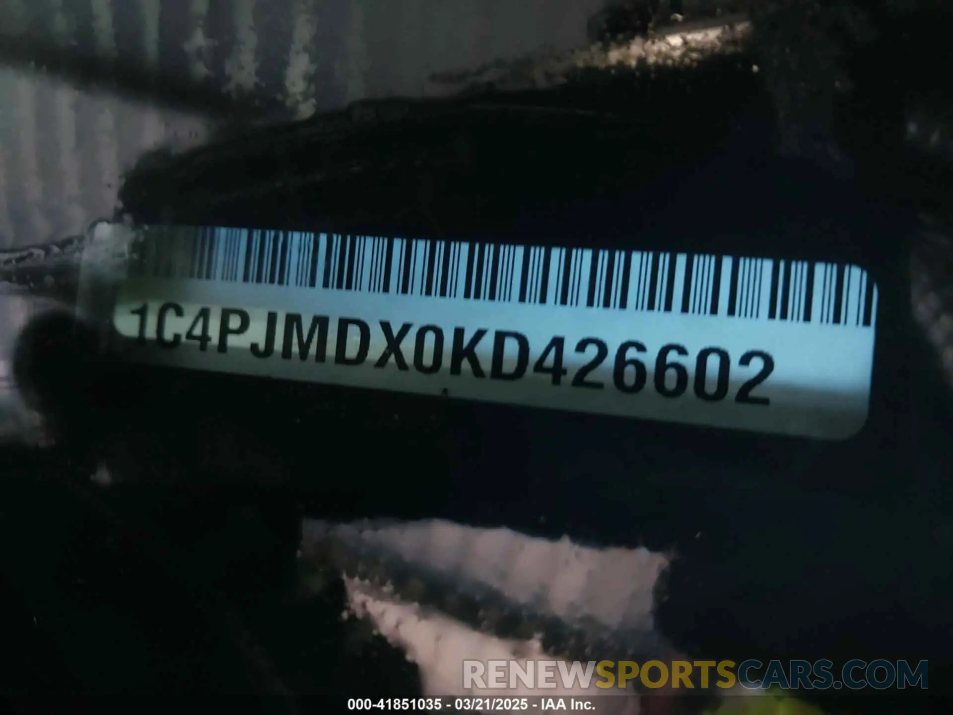 9 Photograph of a damaged car 1C4PJMDX0KD426602 JEEP CHEROKEE 2019