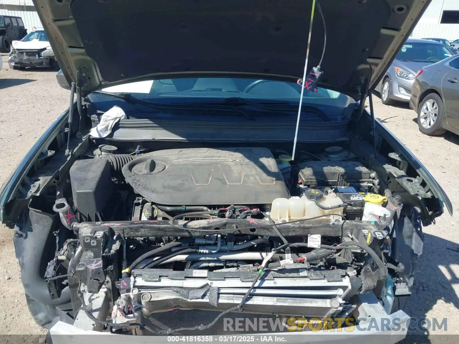 10 Photograph of a damaged car 1C4PJMDX2KD225218 JEEP CHEROKEE 2019